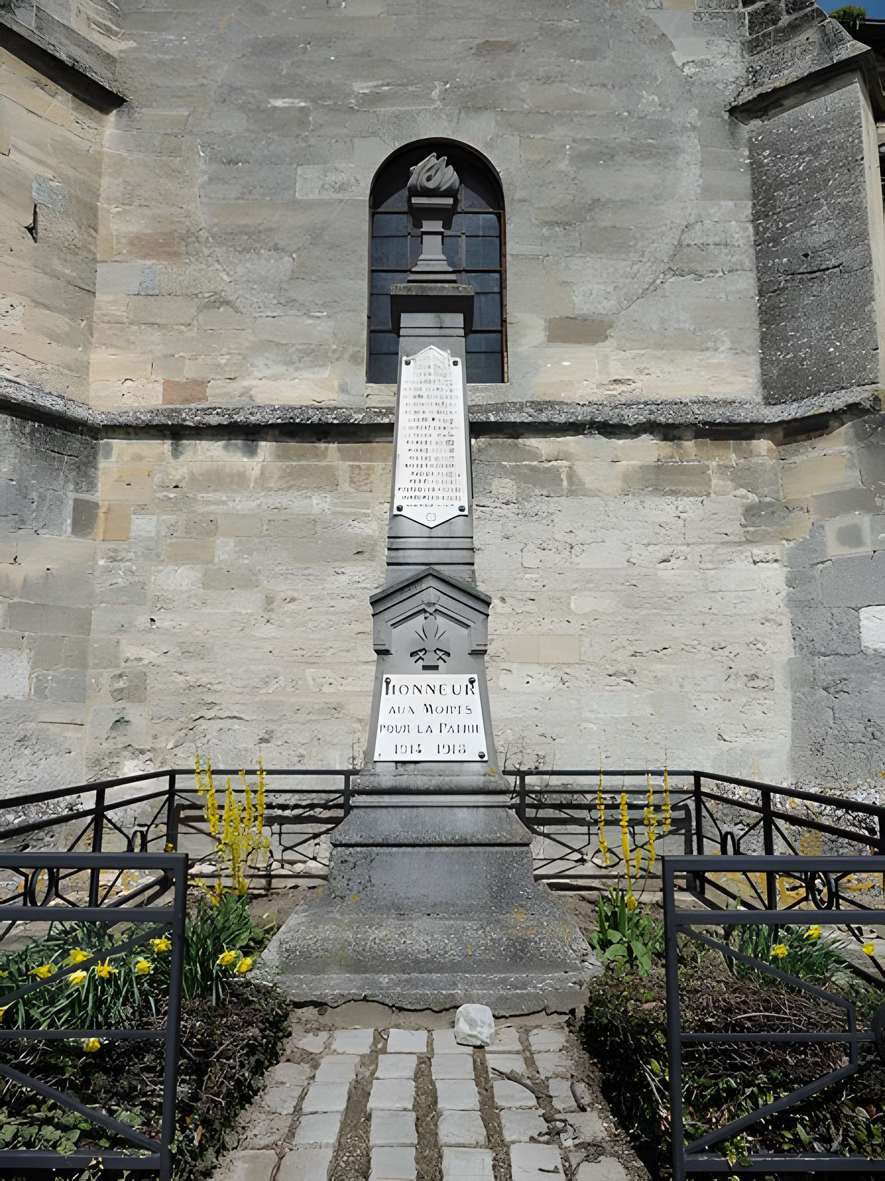 Église Saint-Quentin de Plivot