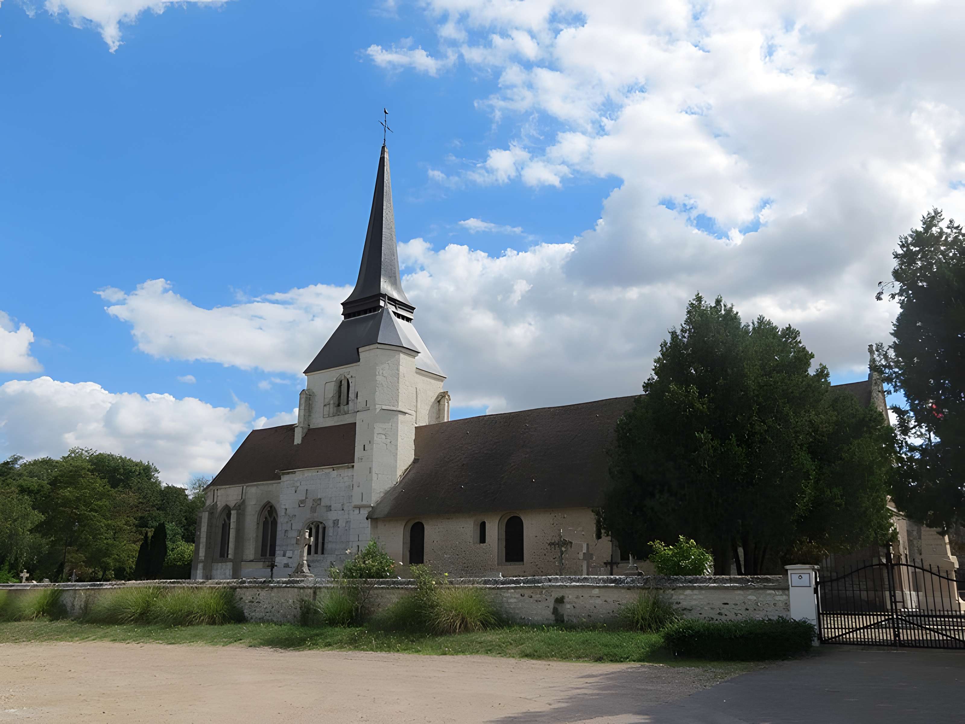 Église Saint-Quentin de Poses