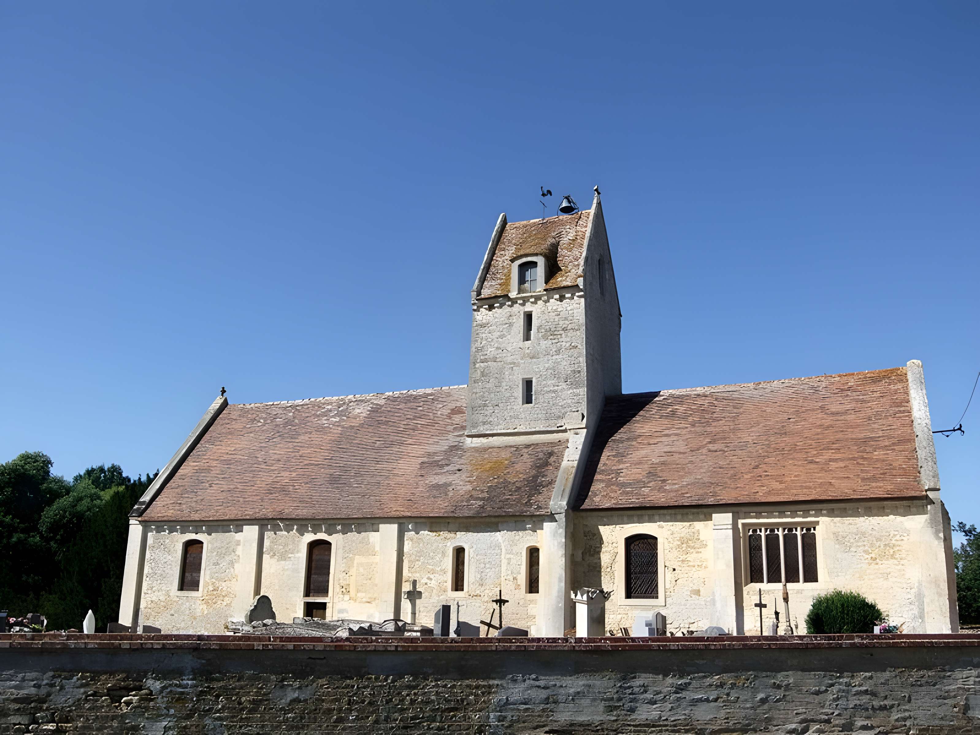 Église Saint-Quentin de Tassilly de Bons-Tassilly 