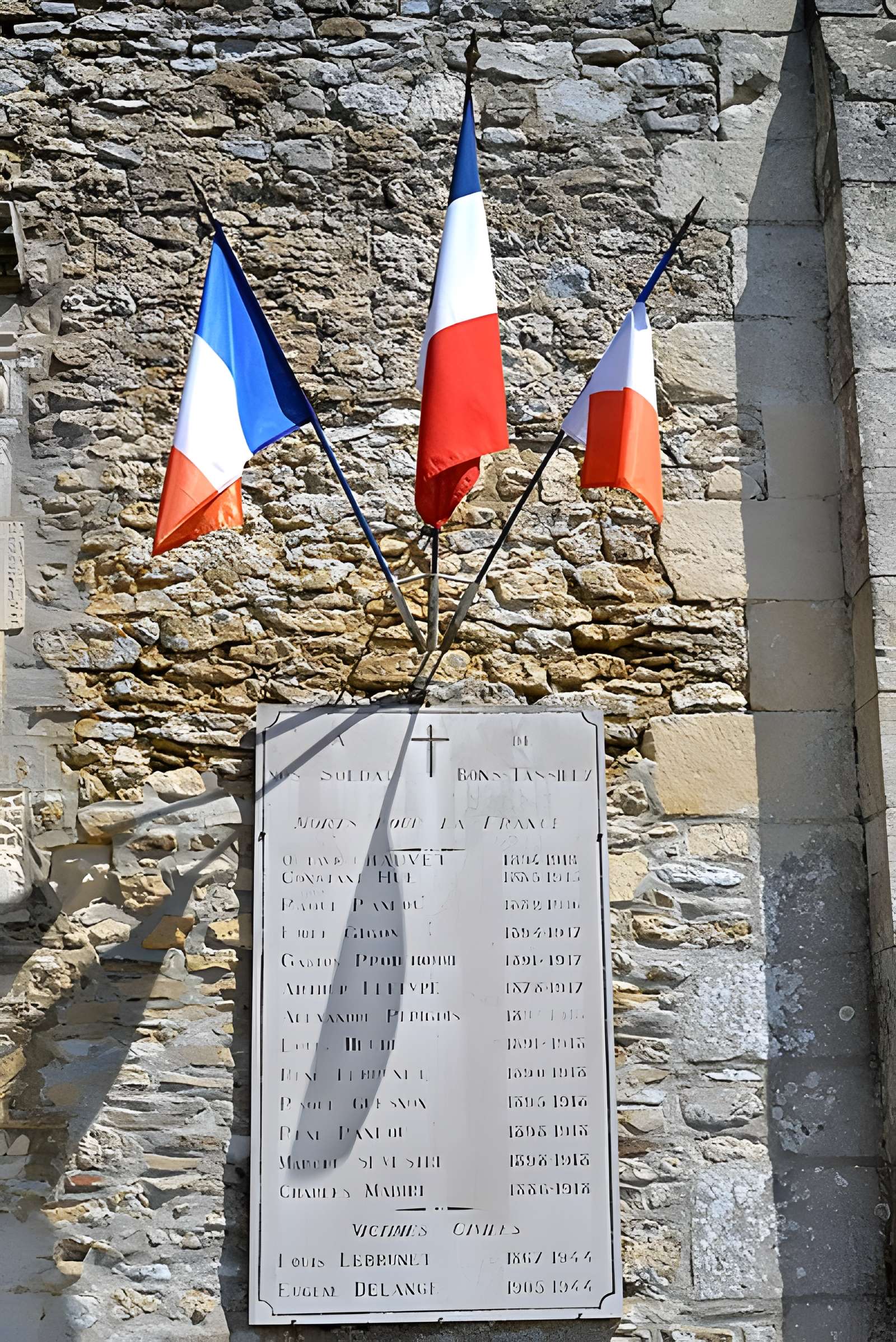Église Saint-Quentin de Tassilly de Bons-Tassilly