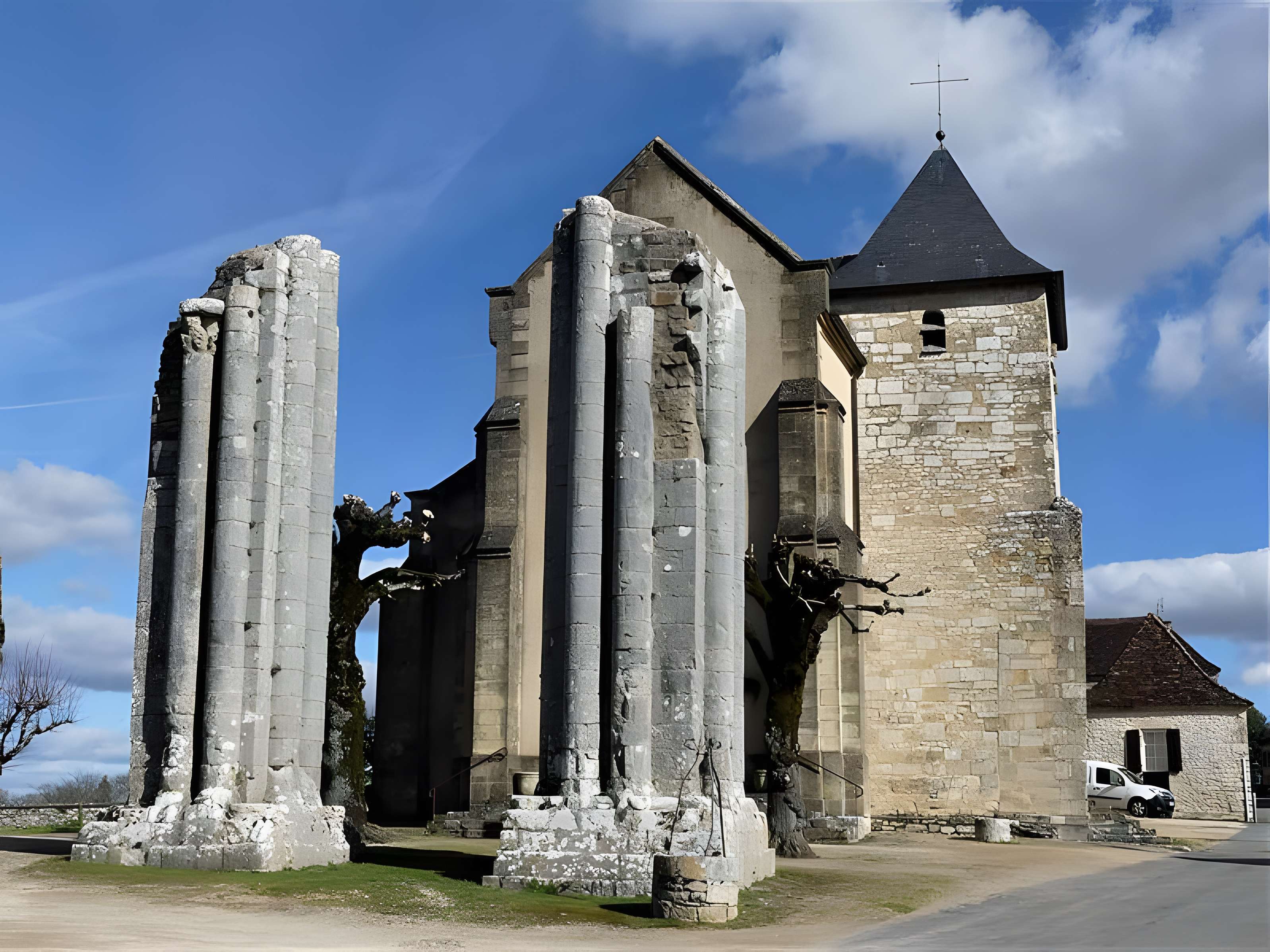 Église Saint-Raphaël de Saint-Raphaël en Dordogne