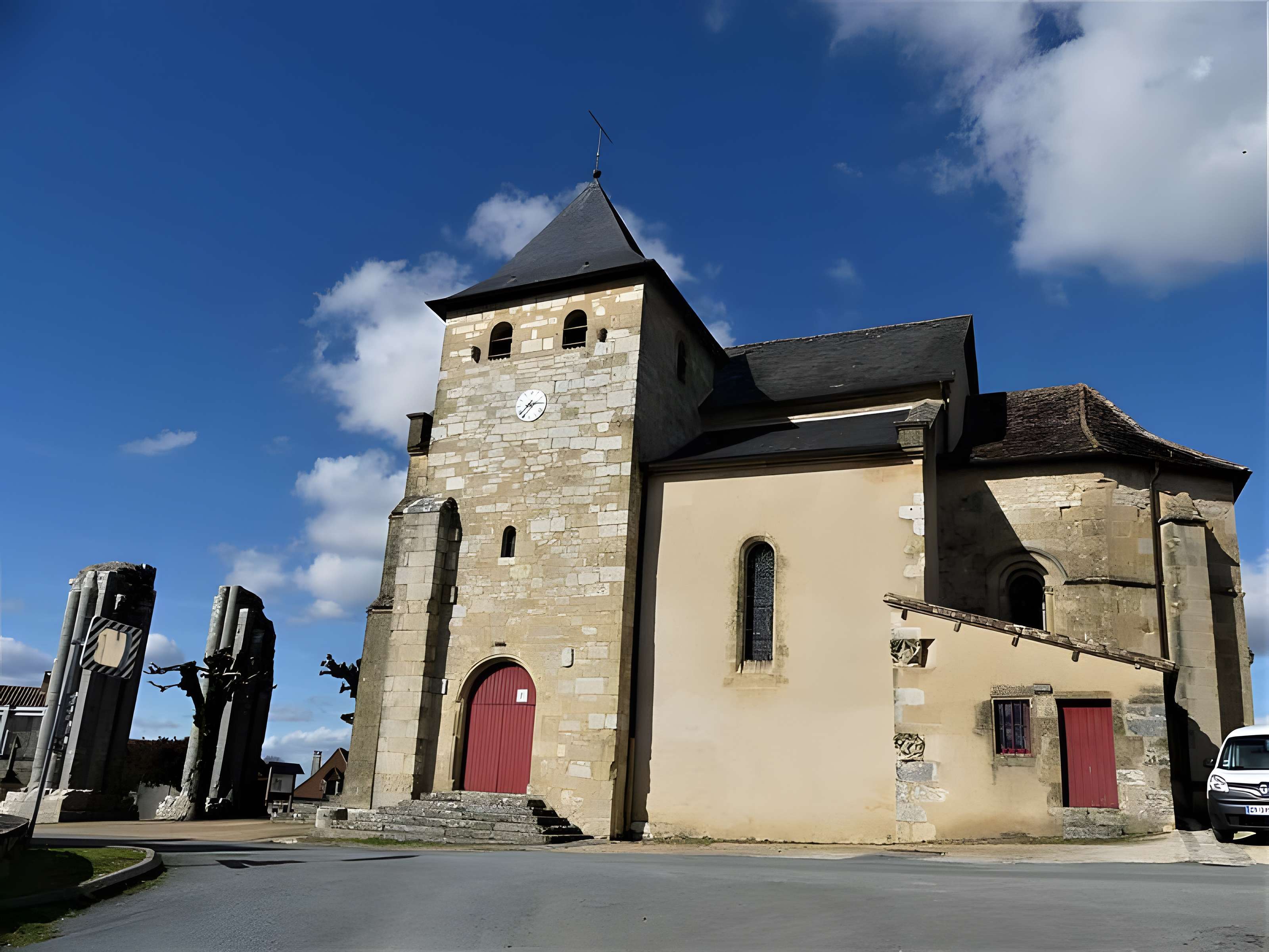 Église Saint-Raphaël de Saint-Raphaël en Dordogne