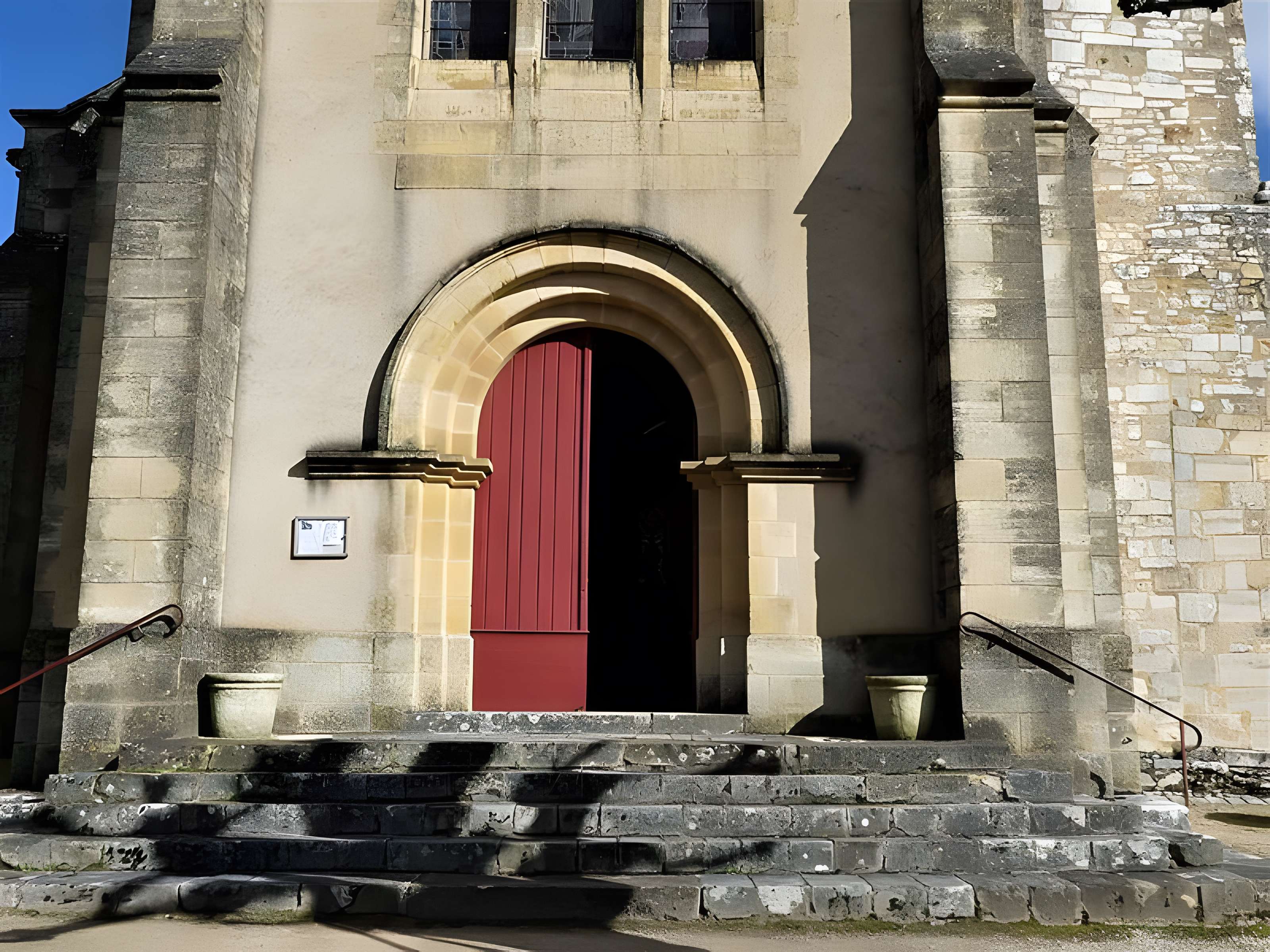 Église Saint-Raphaël de Saint-Raphaël en Dordogne