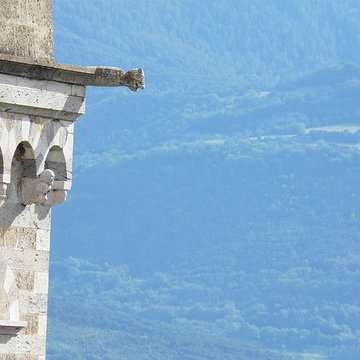 Cathédrale Notre-Dame dEmbrun