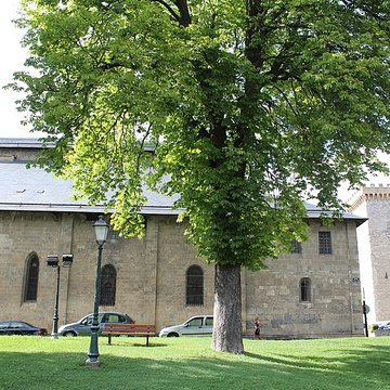 Cathédrale Notre-Dame dEmbrun