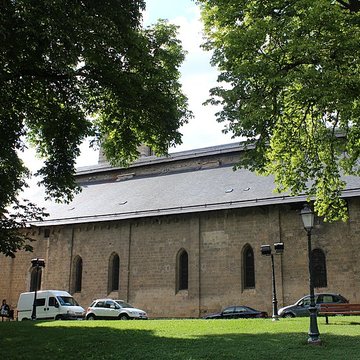 Cathédrale Notre-Dame dEmbrun