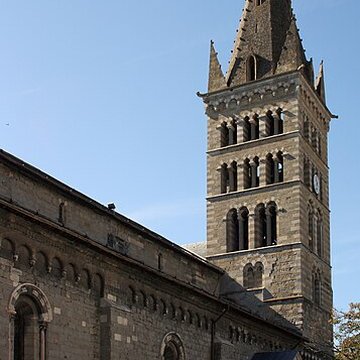 Cathédrale Notre-Dame dEmbrun