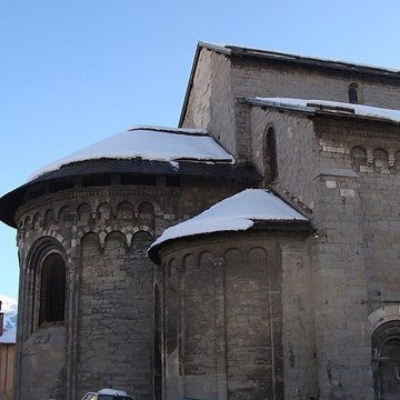 Cathédrale Notre-Dame dEmbrun