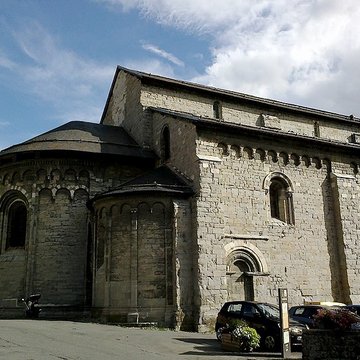 Cathédrale Notre-Dame dEmbrun