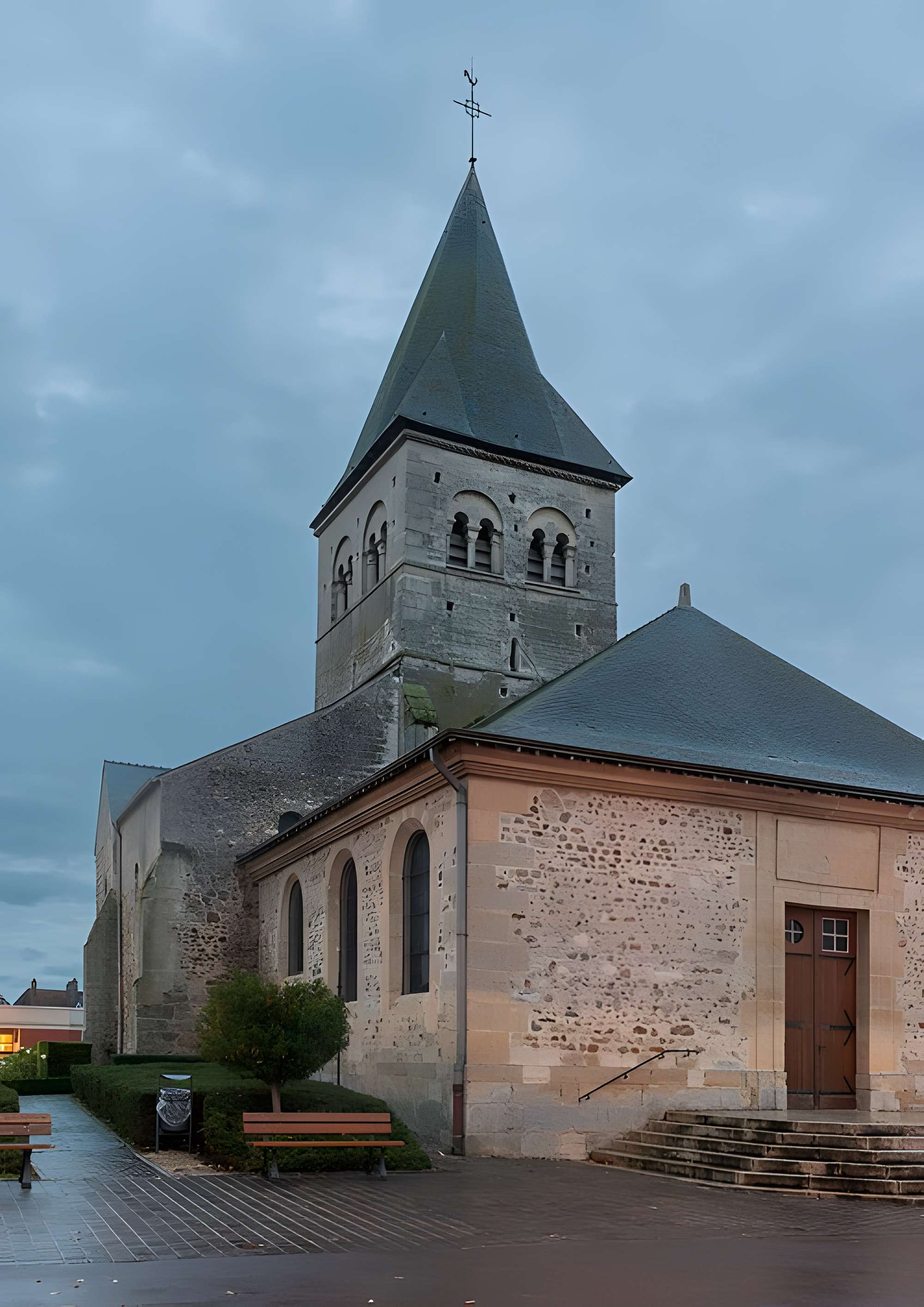Église Saint-Rémy de Bazancourt
