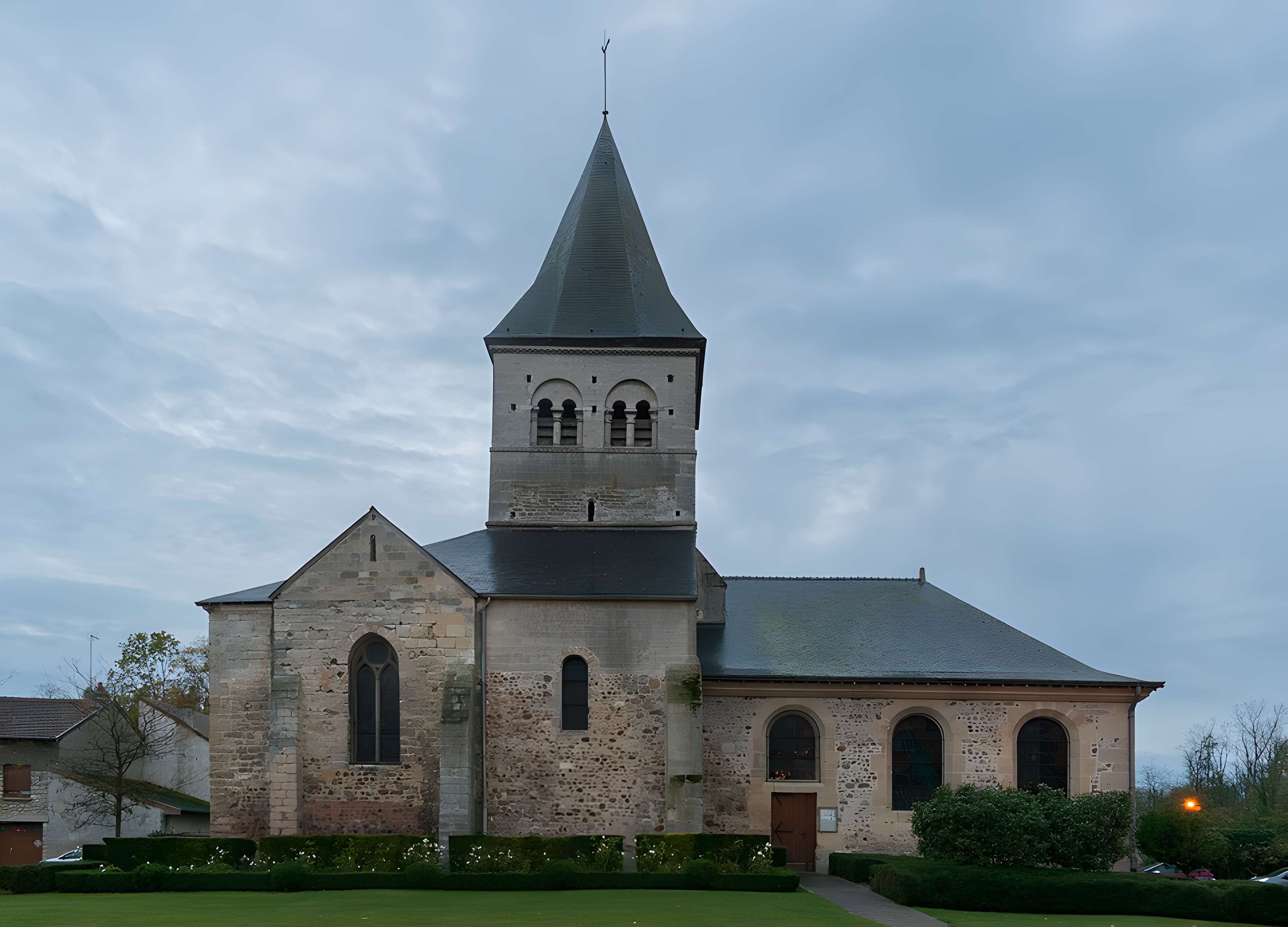 Église Saint-Rémy de Bazancourt