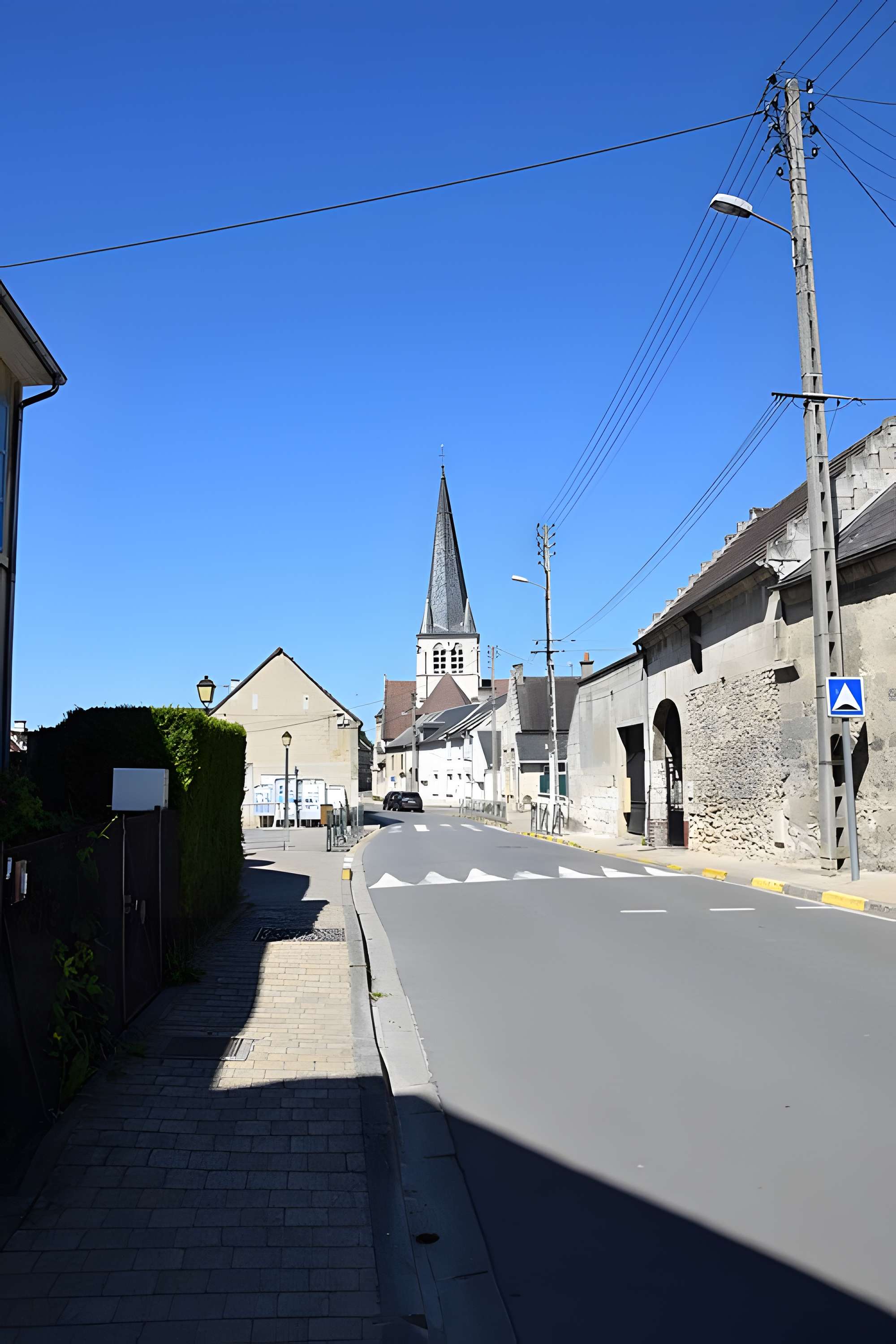 Église Saint-Rémy de Berneuil-sur-Aisne