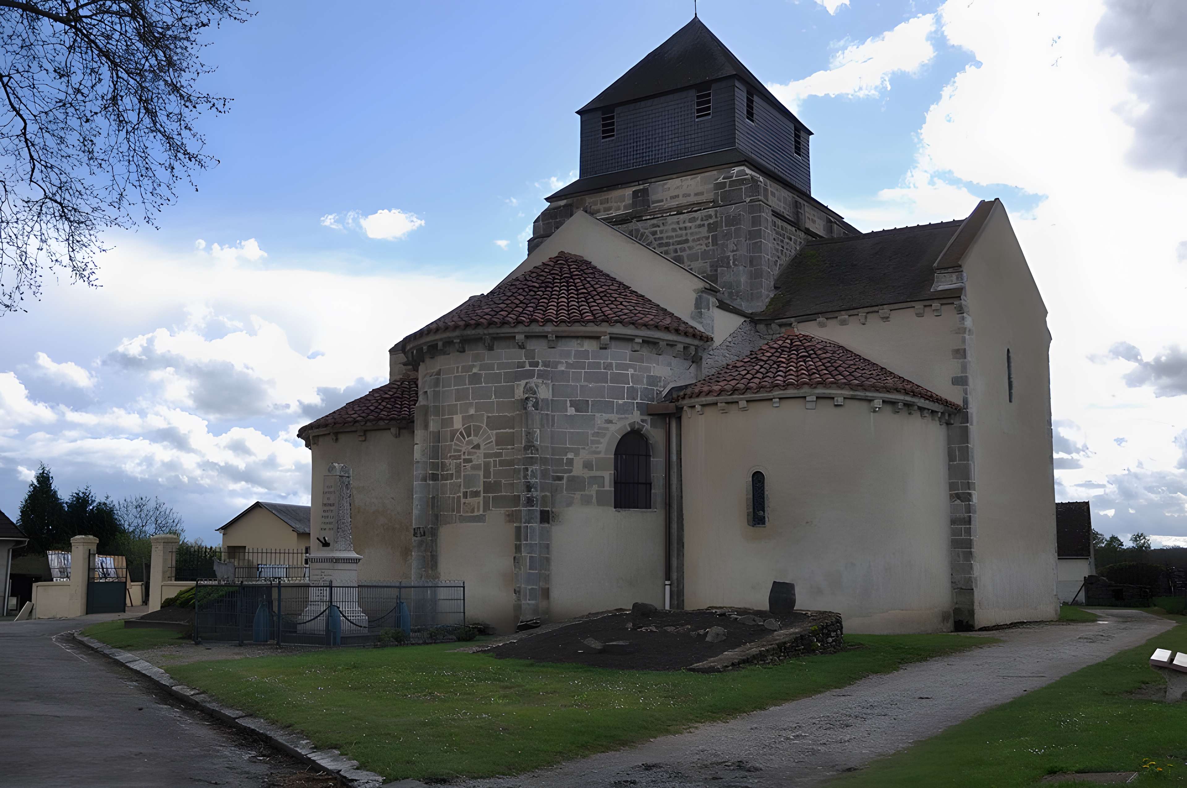 Église Saint-Remy de Tresnay