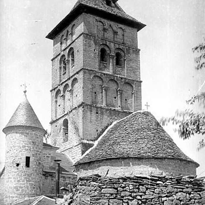 Photo de Église Saint-Rémy-et-Saint-Namphaise de Livernon