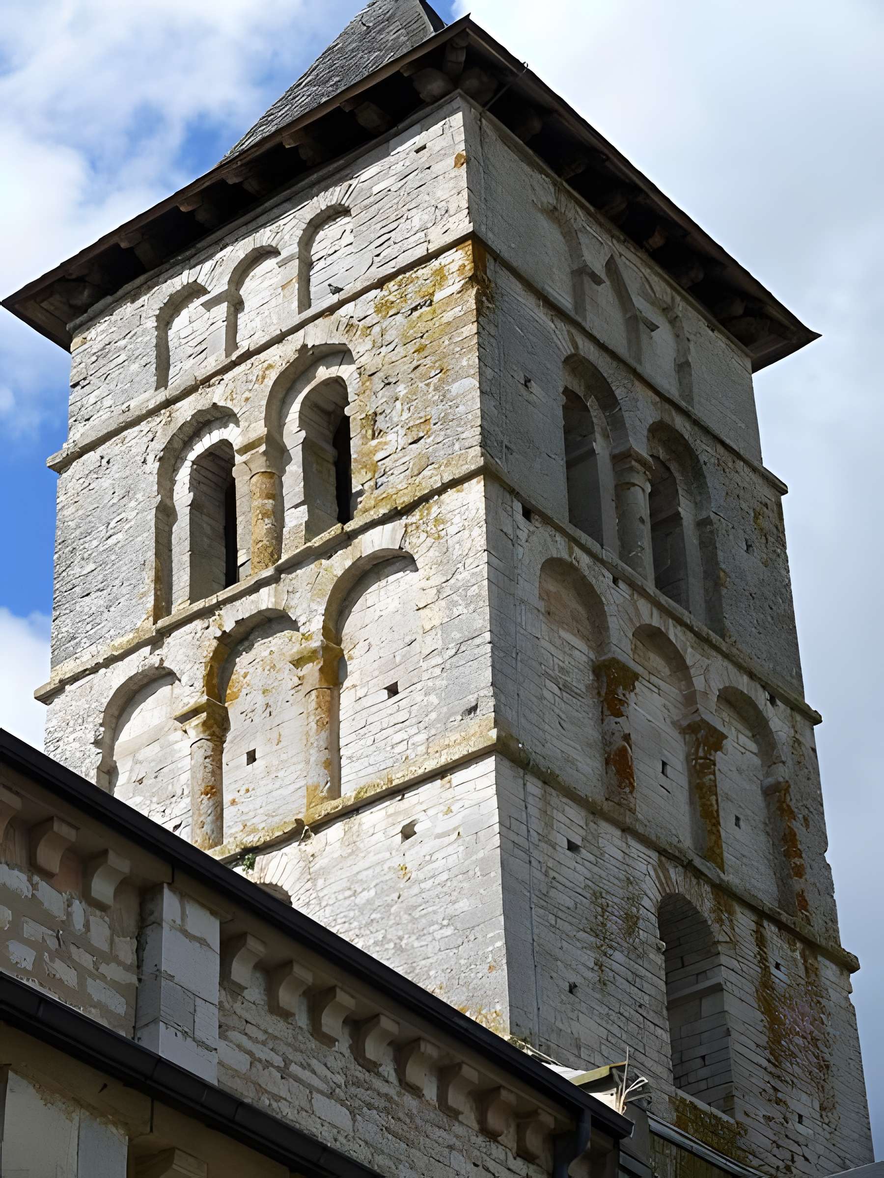 Église Saint-Rémy-et-Saint-Namphaise de Livernon