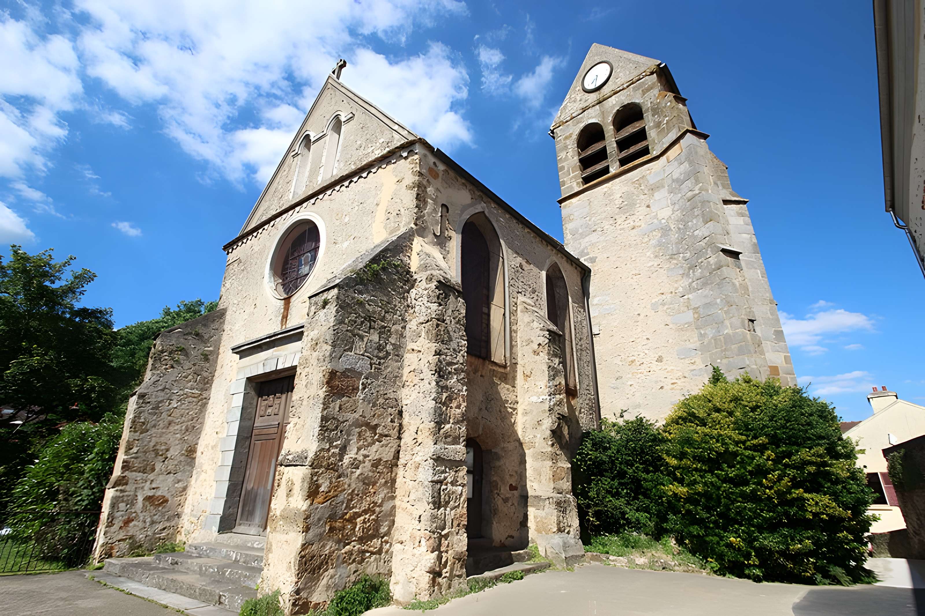 Église Saint-Rigomer-et-Sainte-Ténestine de Vauhallan