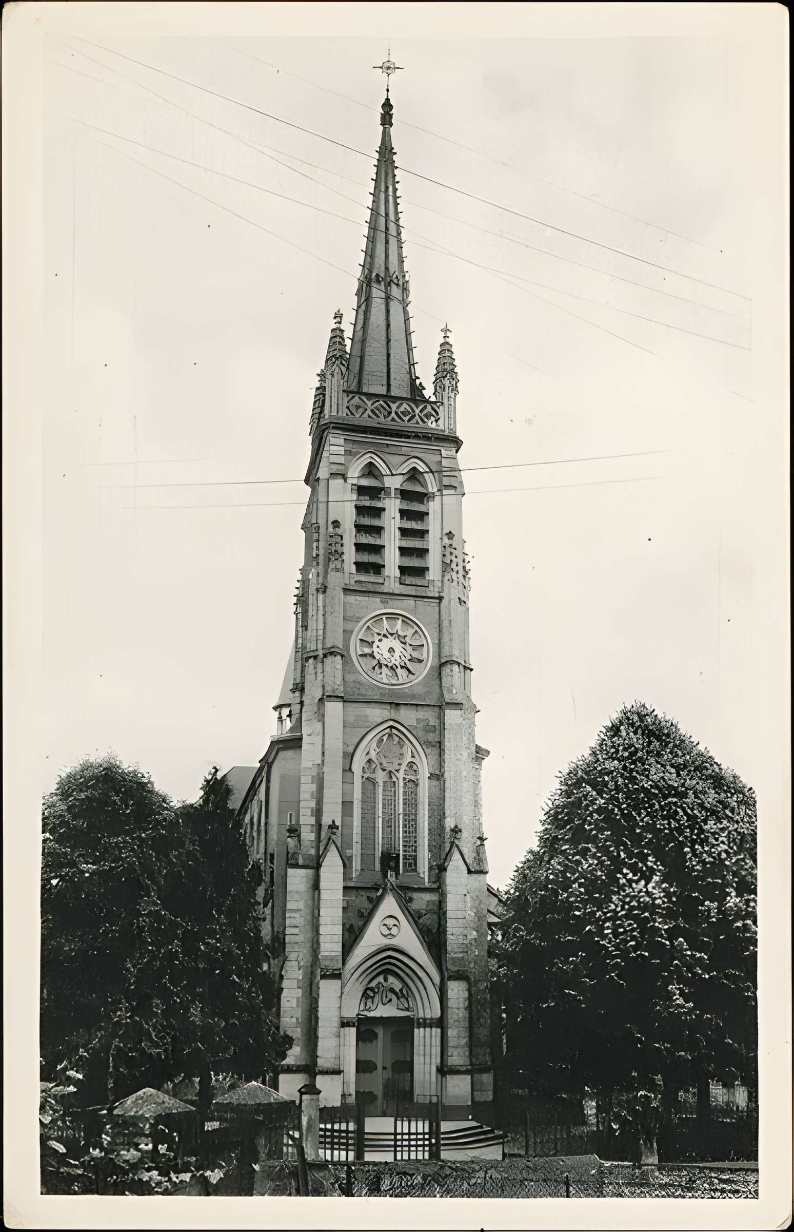 Basilique Saint-Pierre-Fourier de Mattaincourt