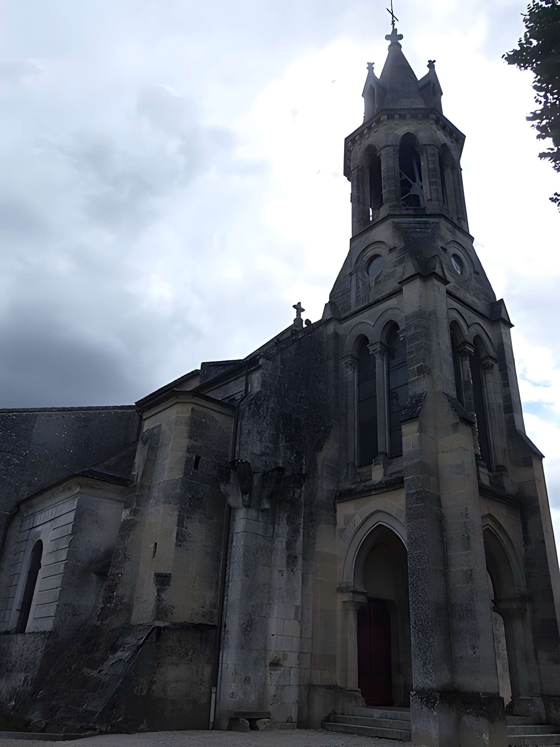 Église Saint-Romain de Saint-Romain-la-Virvée