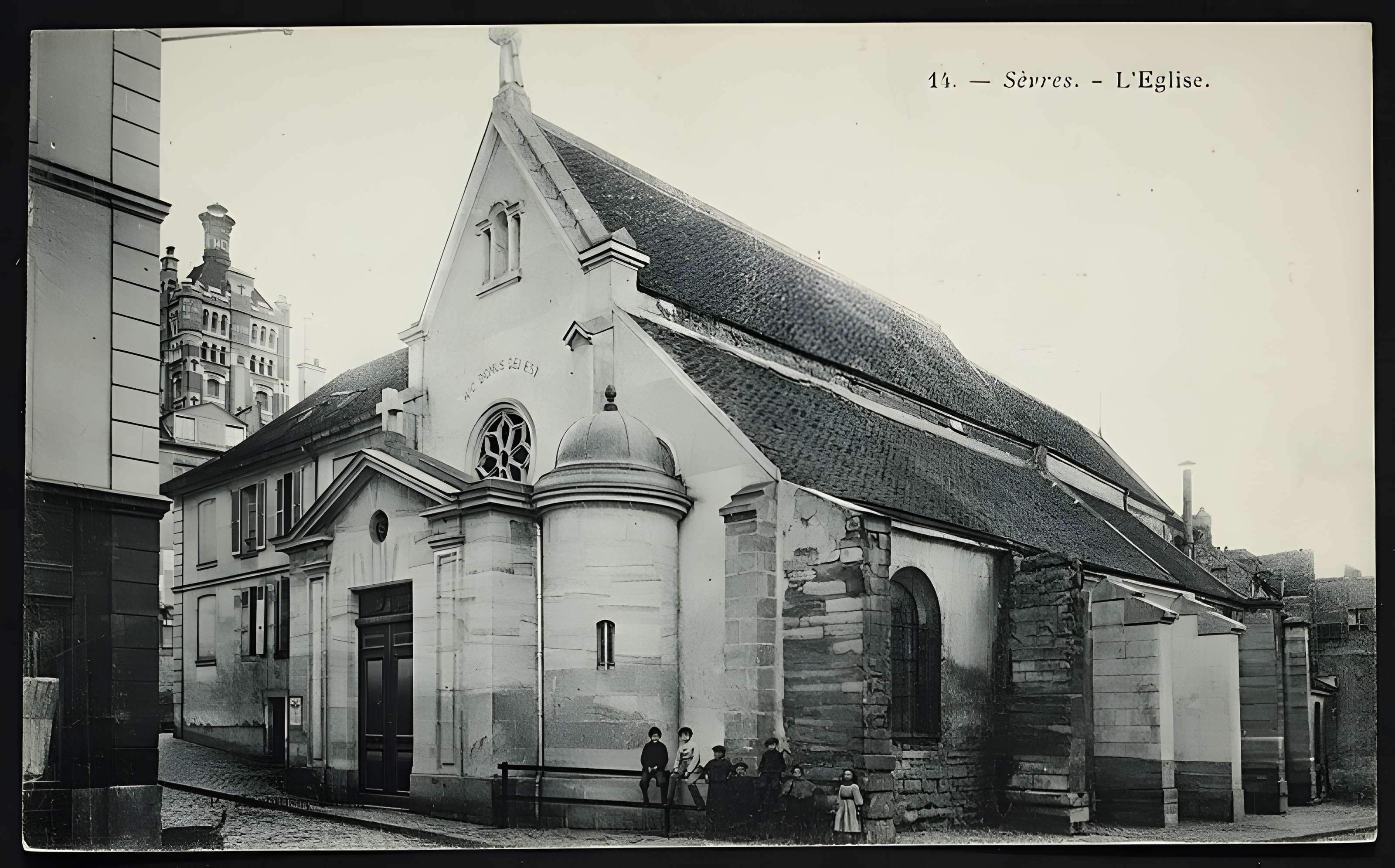 Église Saint-Romain de Sèvres