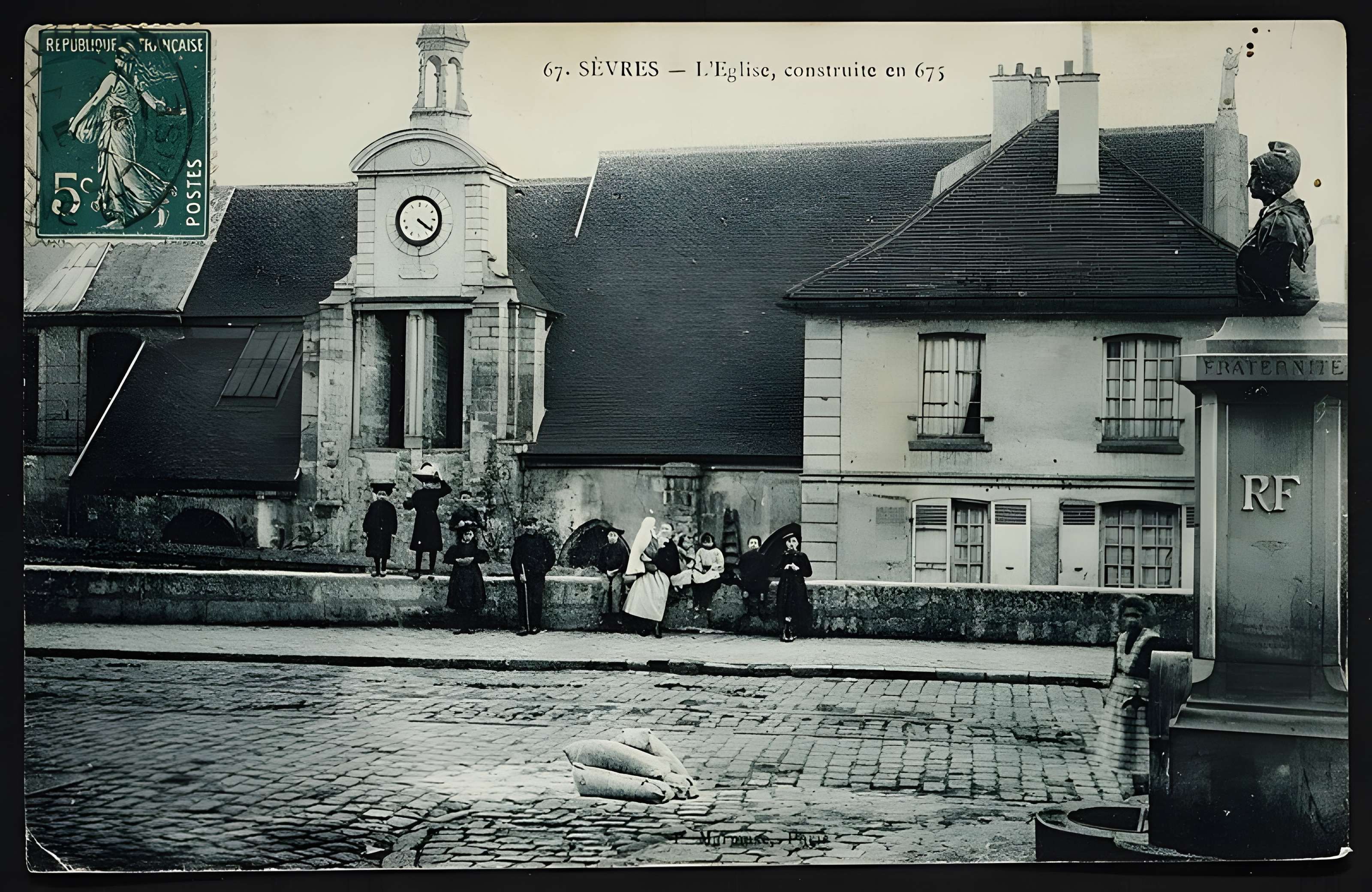Église Saint-Romain de Sèvres