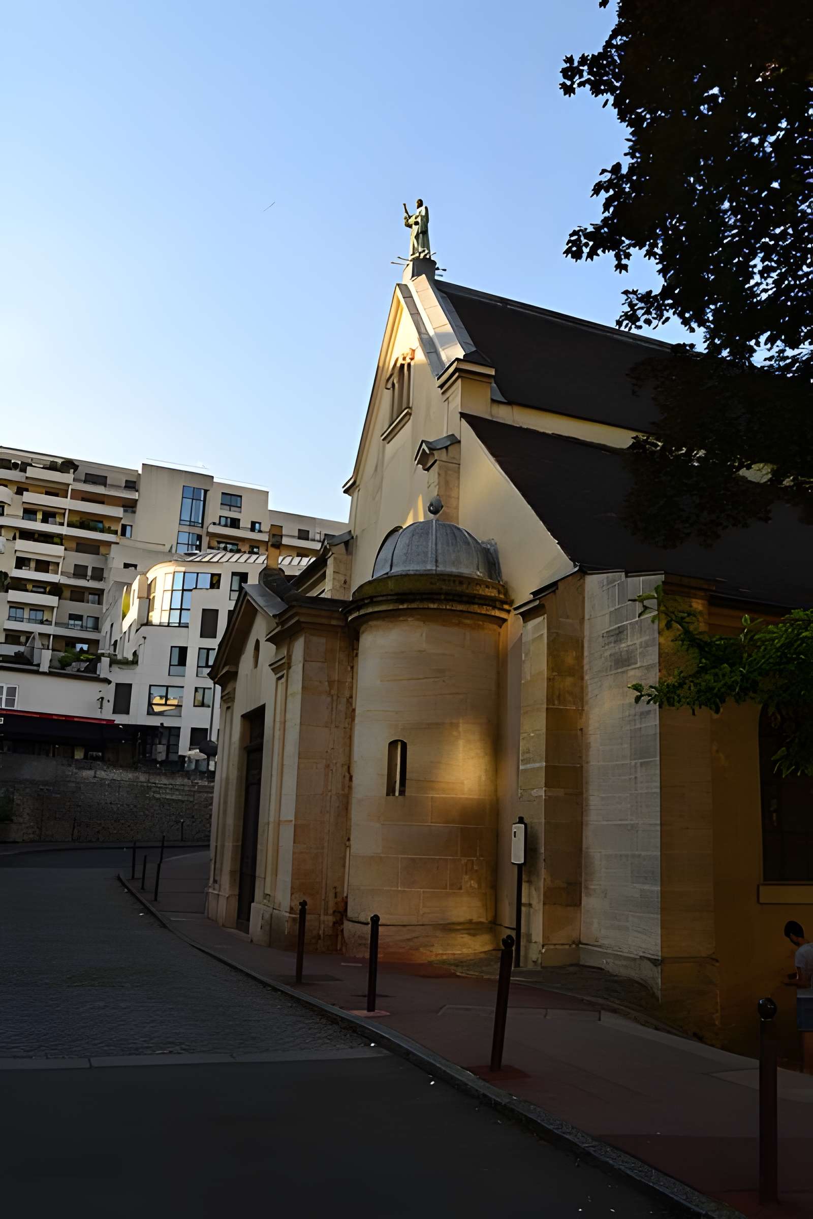 Église Saint-Romain de Sèvres