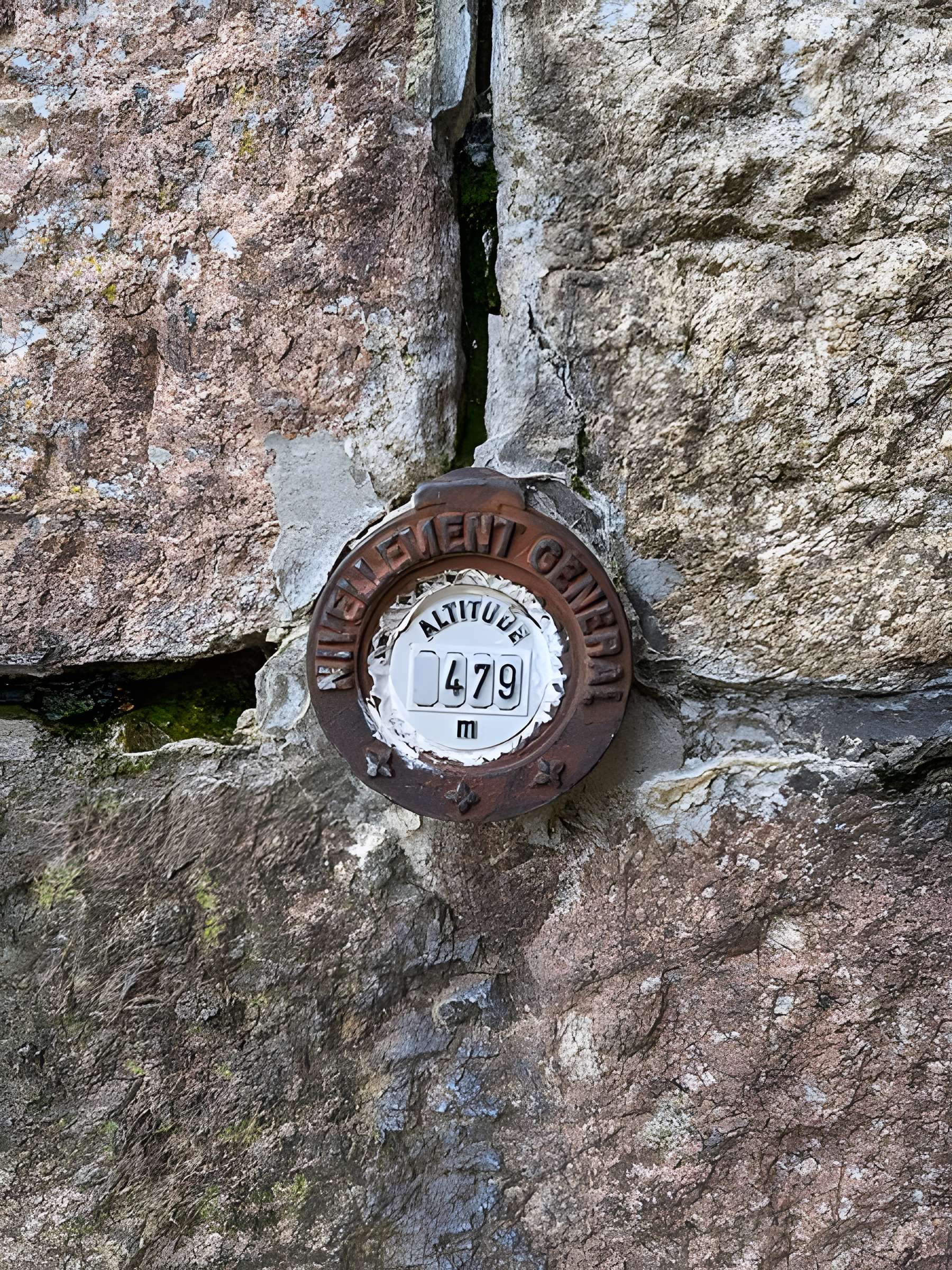 Église Saint-Romain de Valsonne