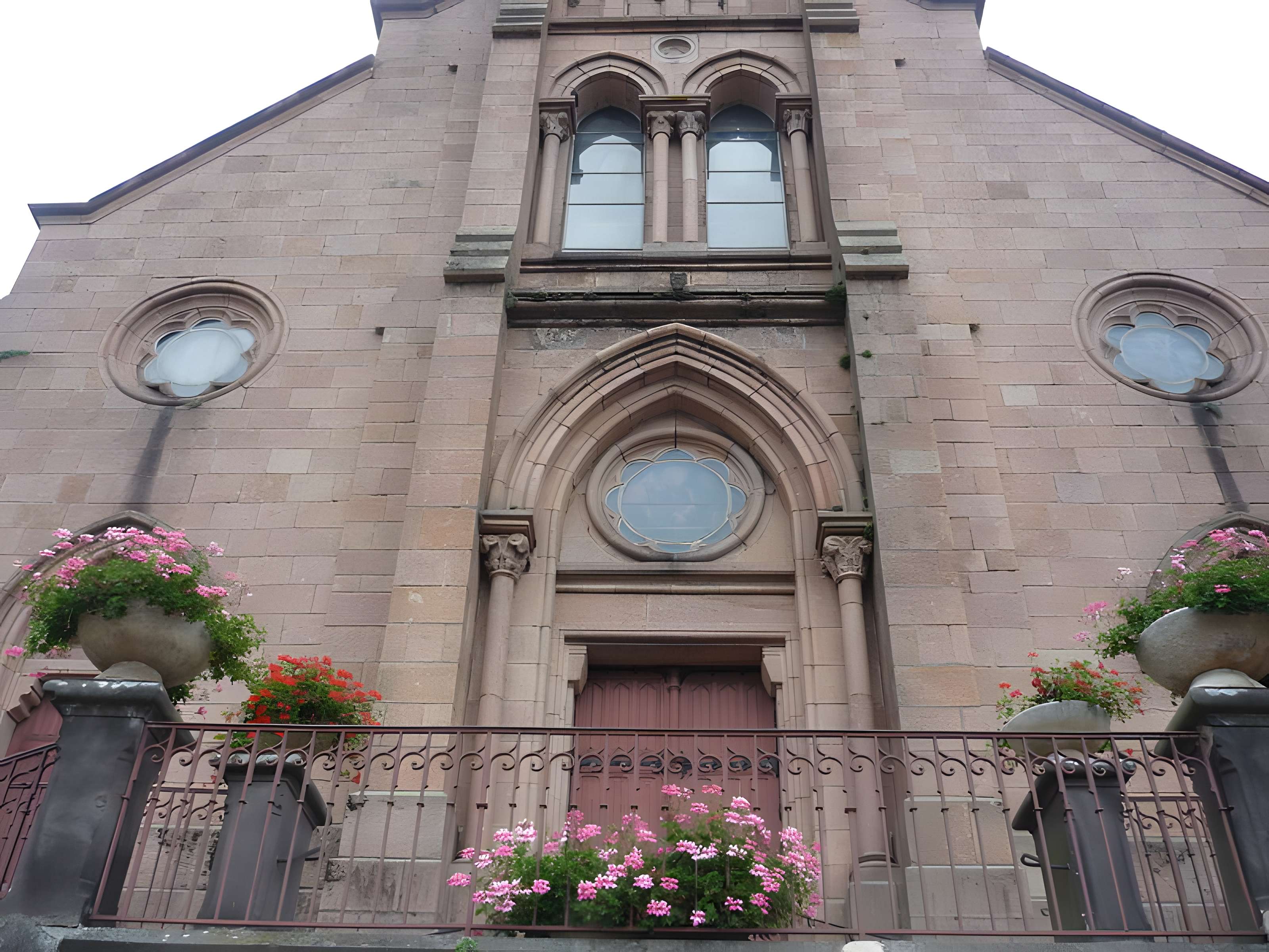 Église Saint-Romain de Valsonne