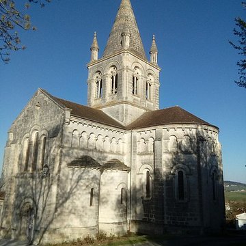 Église Saint-Romain de Villebois-Lavalette
