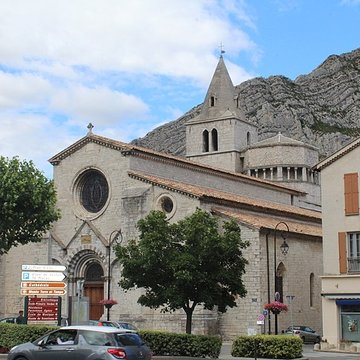 Cathédrale Notre-Dame-des-Pommiers de Sisteron