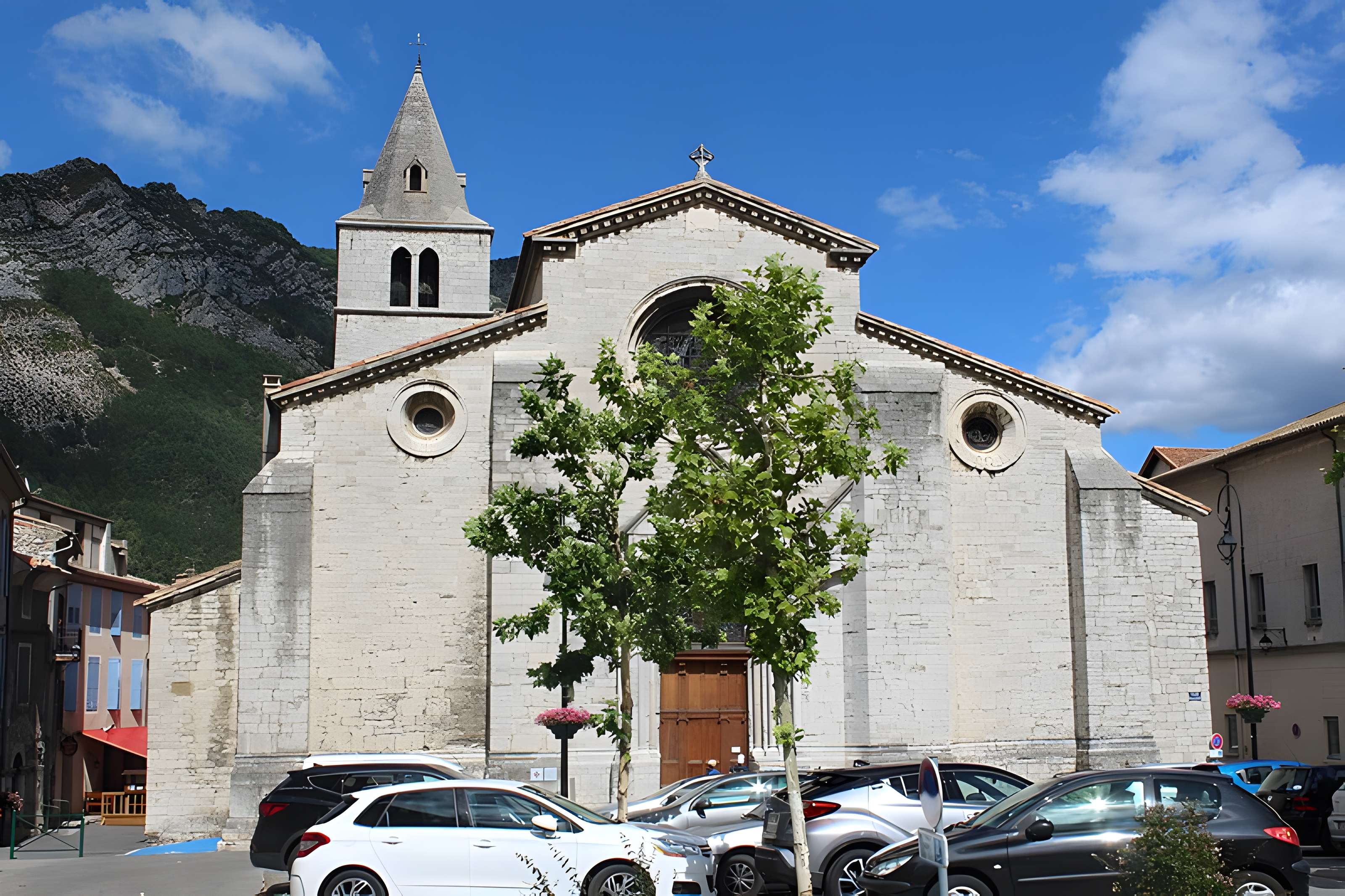 Cathédrale Notre-Dame-des-Pommiers de Sisteron