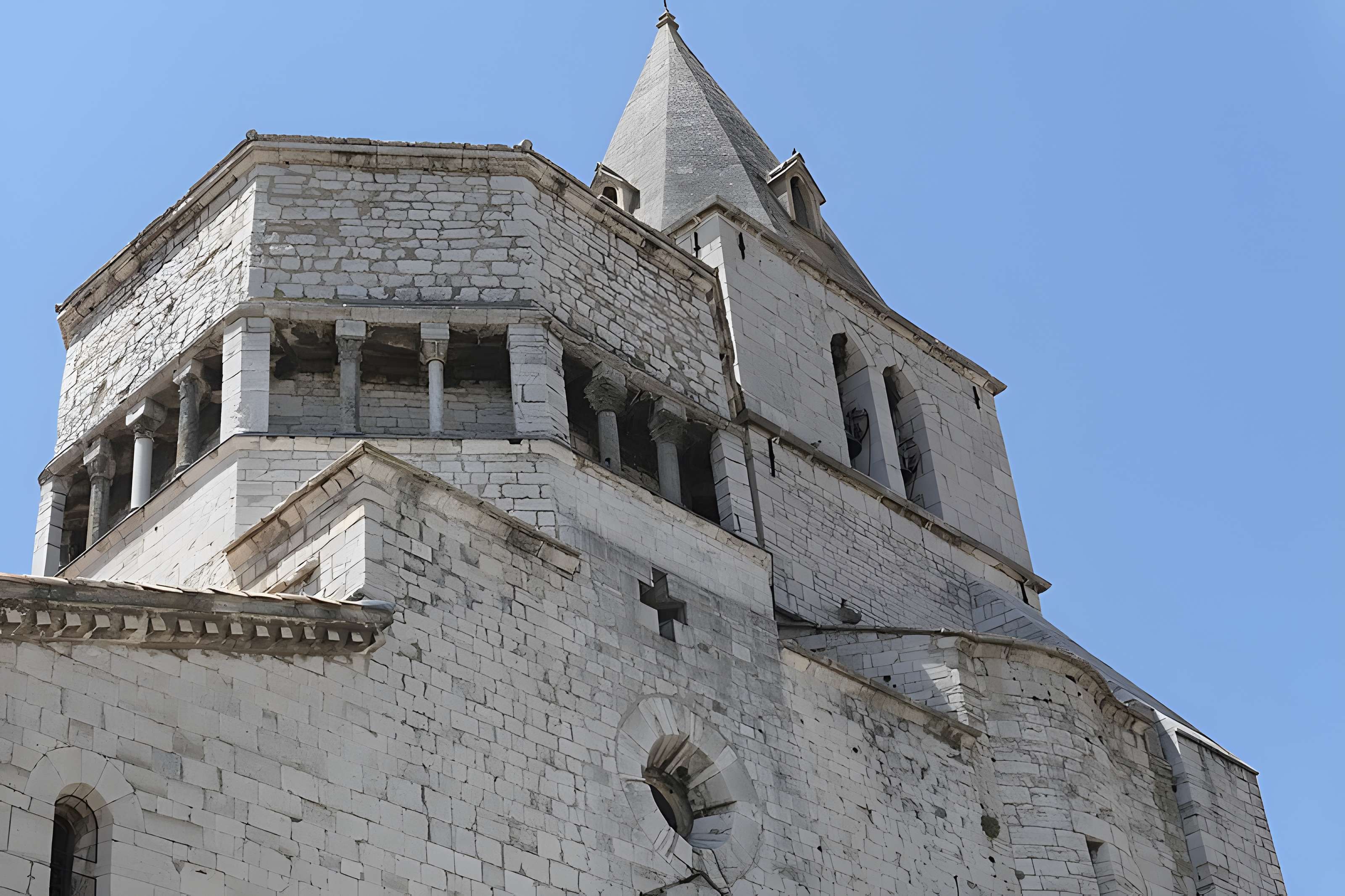 Cathédrale Notre-Dame-des-Pommiers de Sisteron