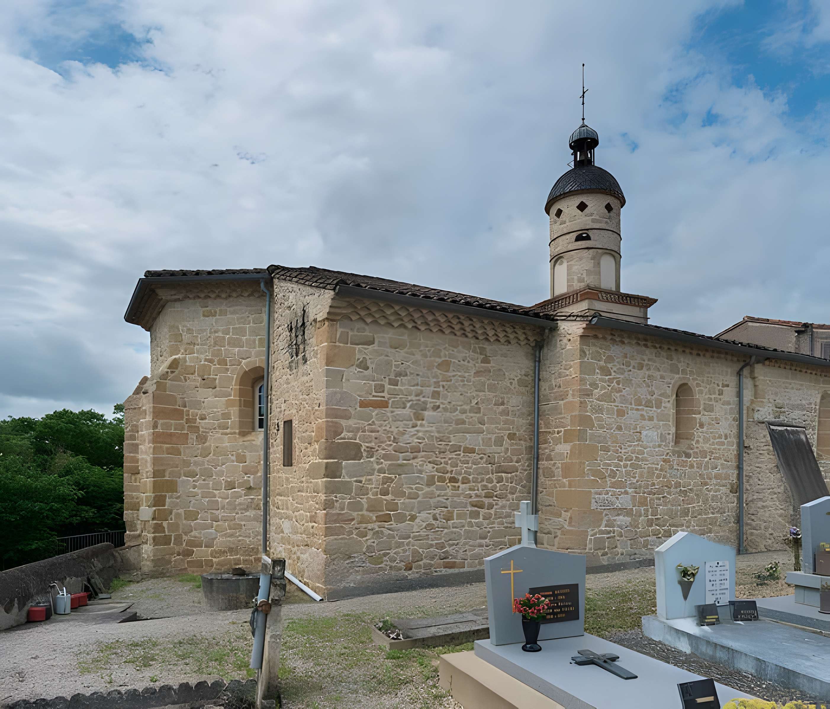 Église Saint-Salvy de Magrin