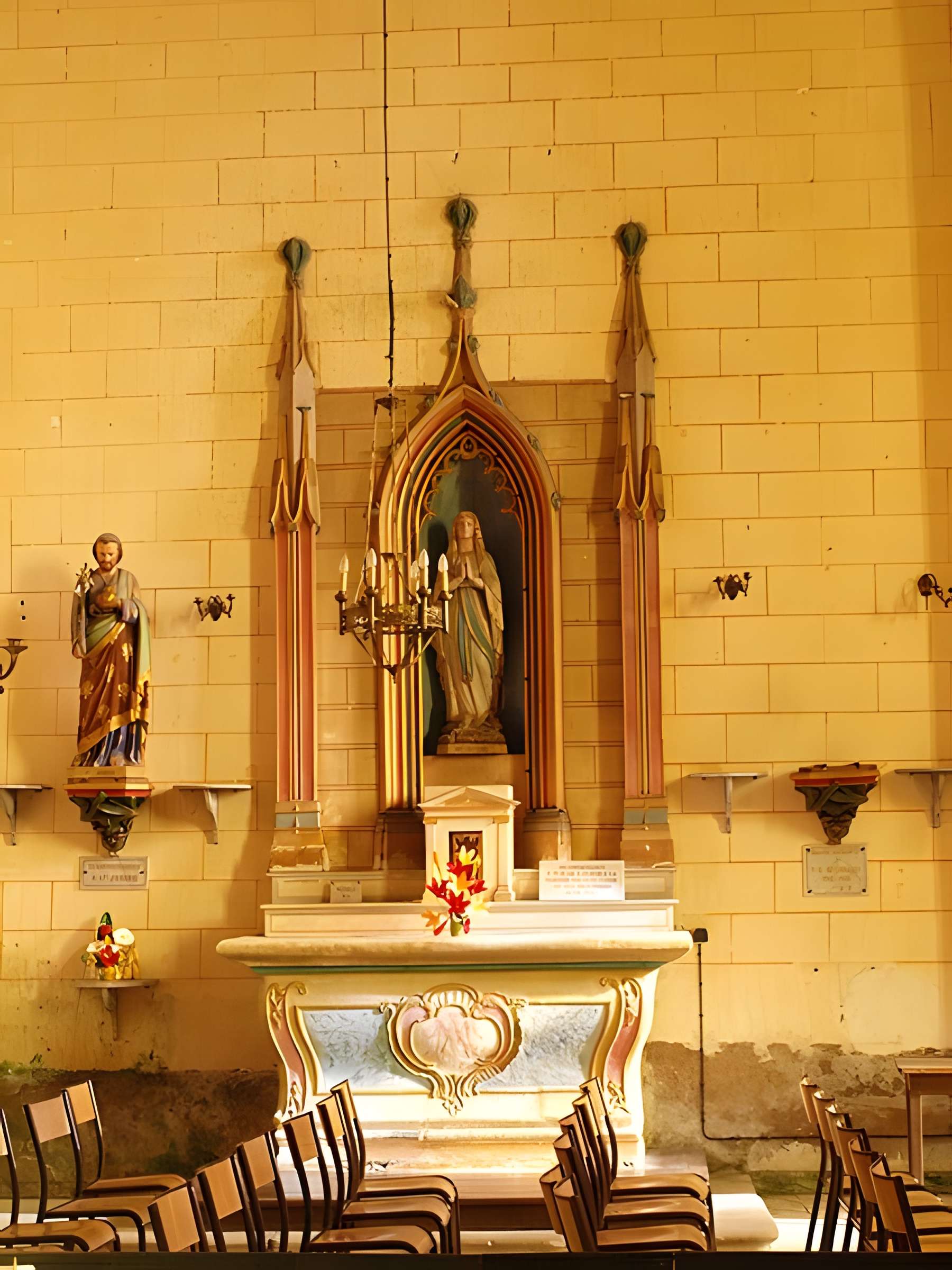 Église Saint-Saturnin d'Alligny-Cosne