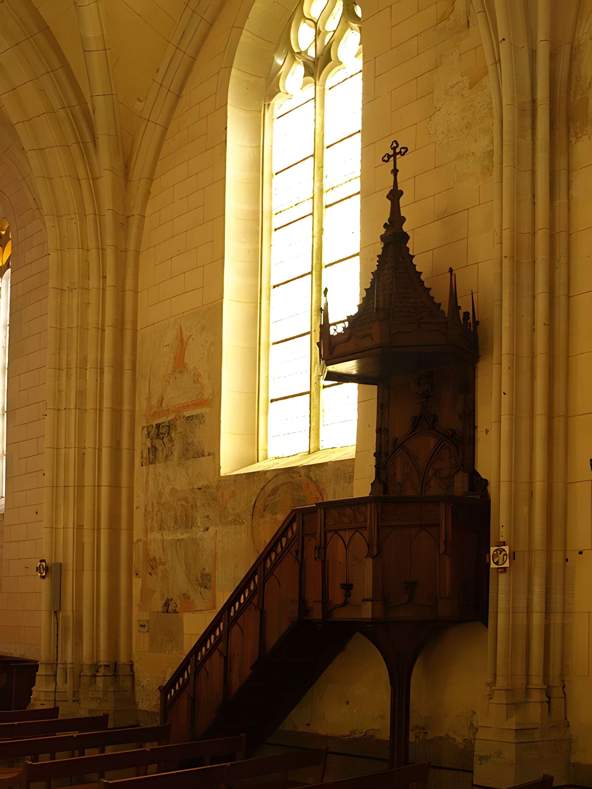 Église Saint-Saturnin d'Alligny-Cosne