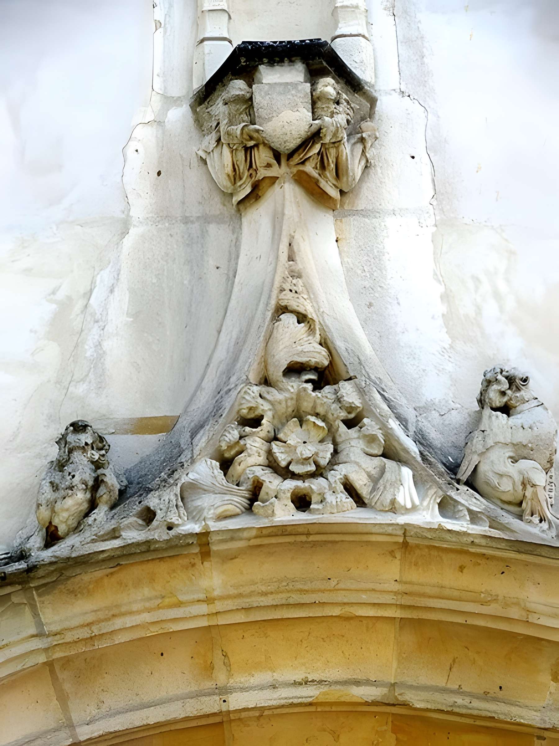 Église Saint-Saturnin d'Antony