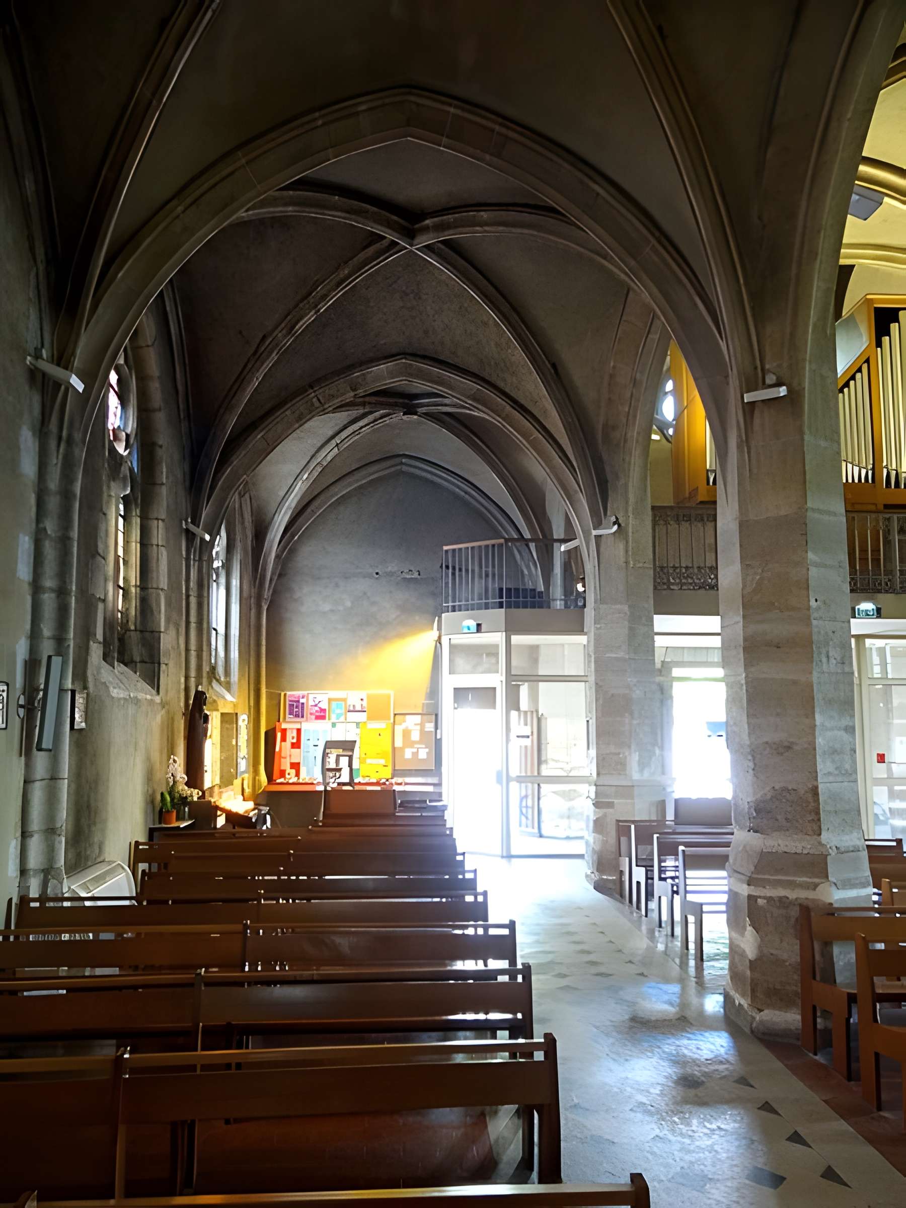 Église Saint-Saturnin d'Antony