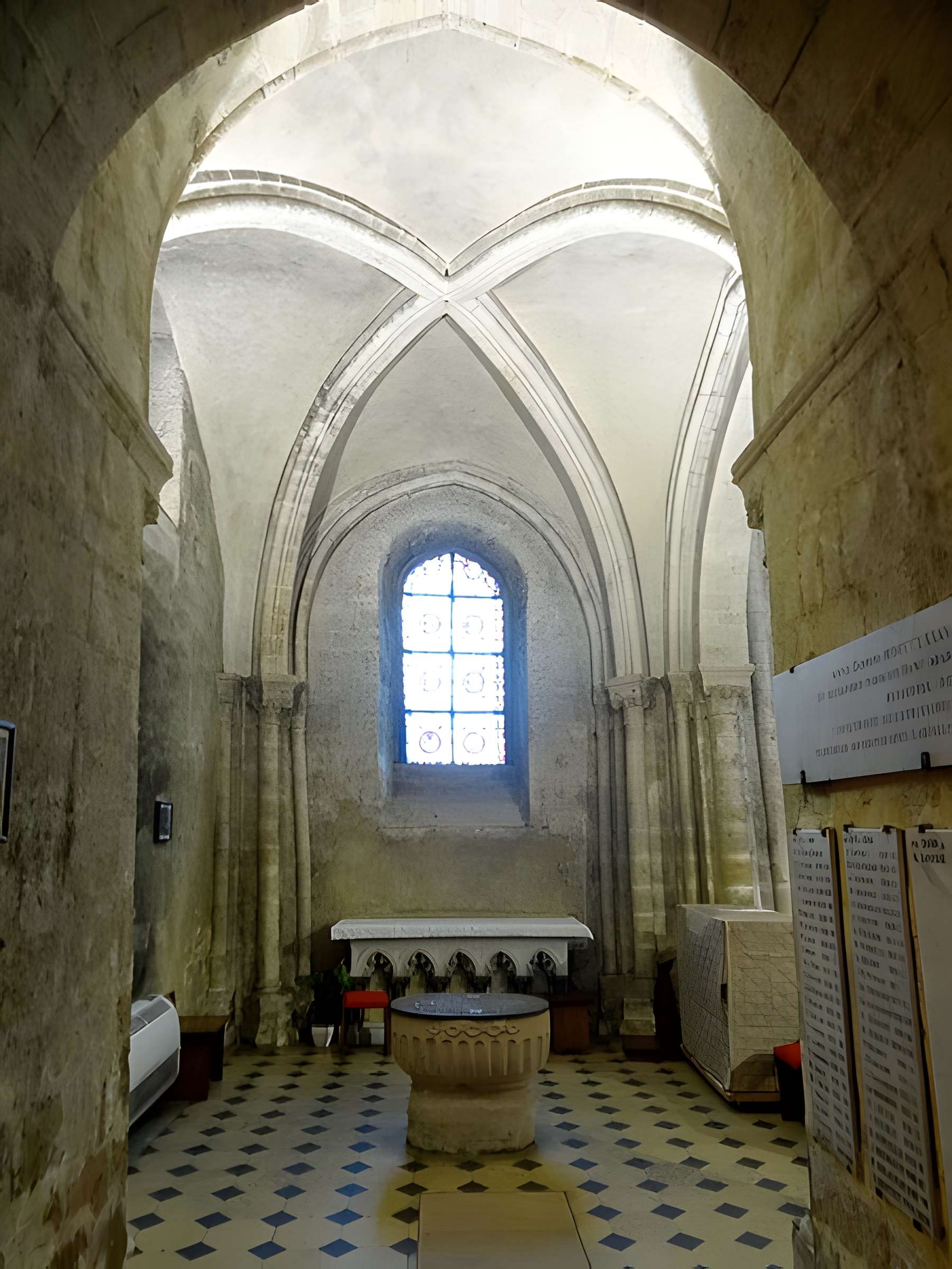 Église Saint-Saturnin d'Antony