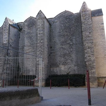 Église Saint-Saturnin de Calvisson