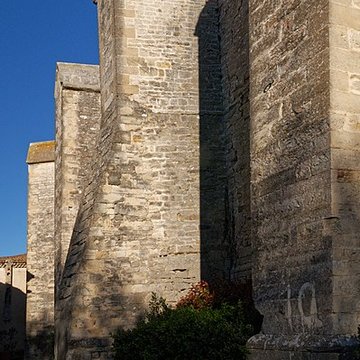 Église Saint-Saturnin de Calvisson