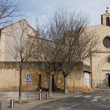 Église Saint-Saturnin de Calvisson