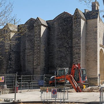 Église Saint-Saturnin de Calvisson