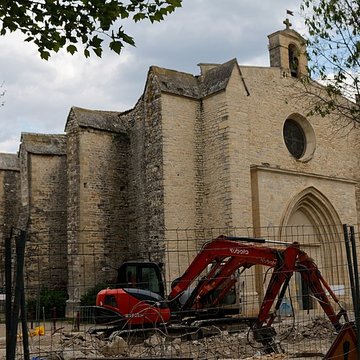 Église Saint-Saturnin de Calvisson