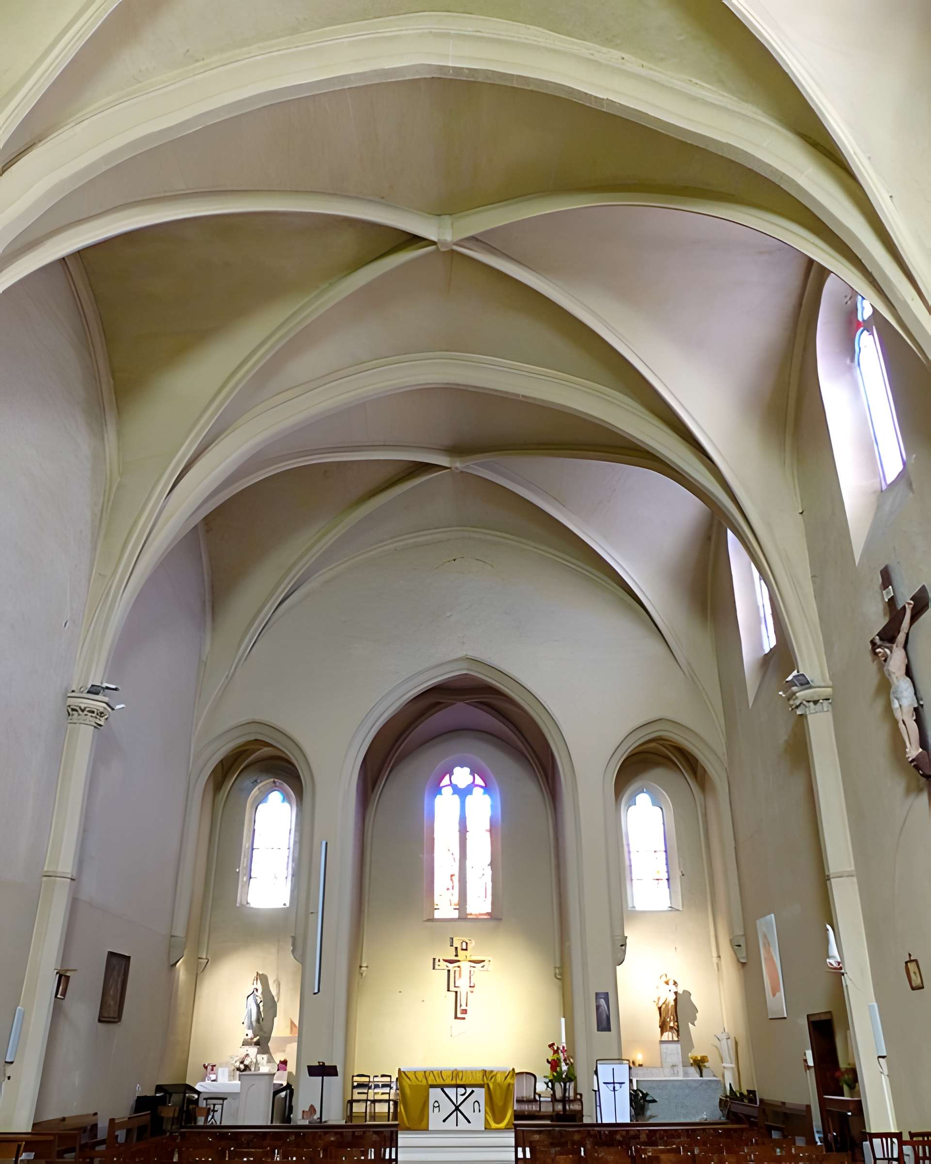 Église Saint-Saturnin de Calvisson
