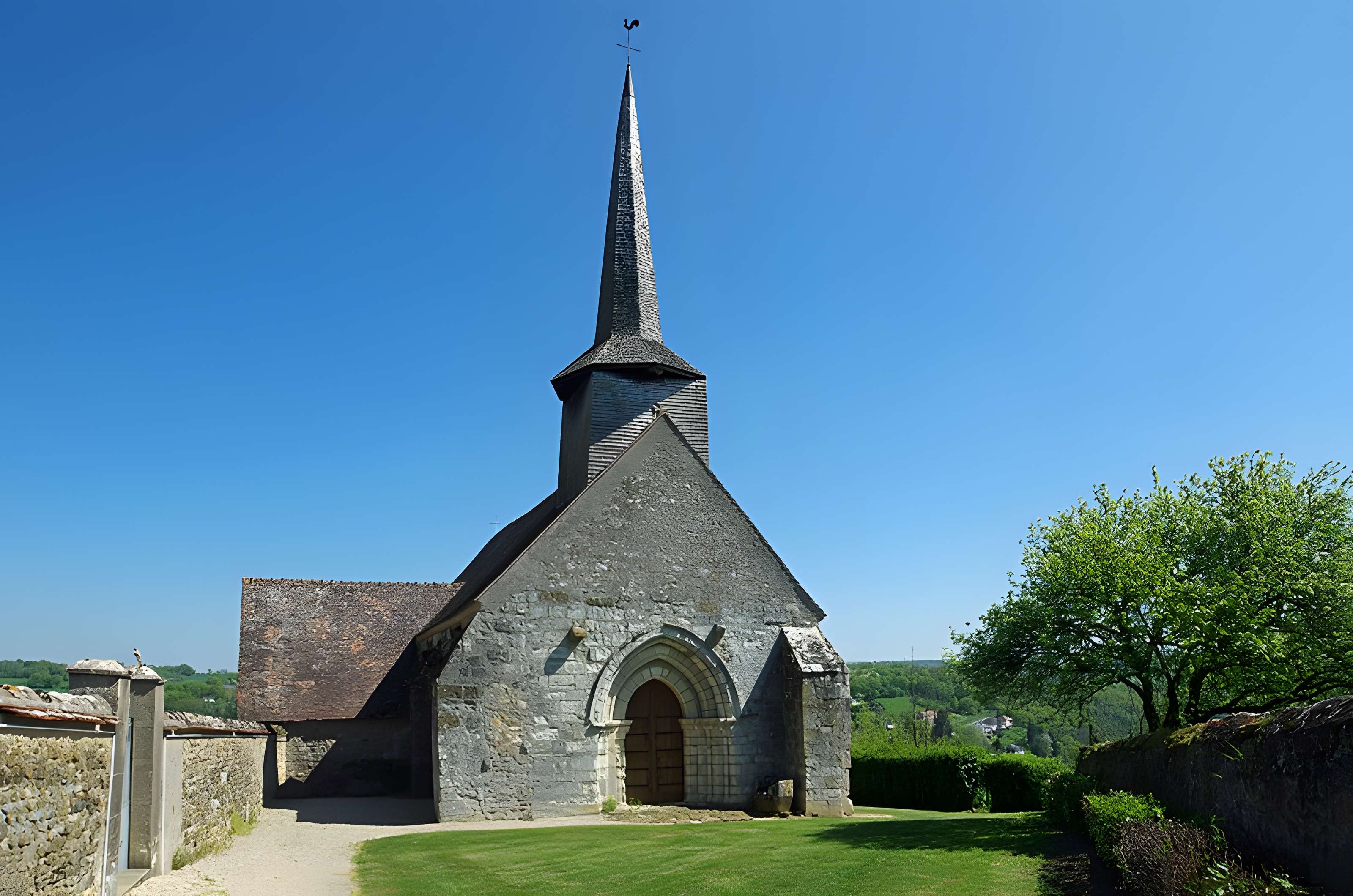 Église Saint-Saturnin de Ceaulmont