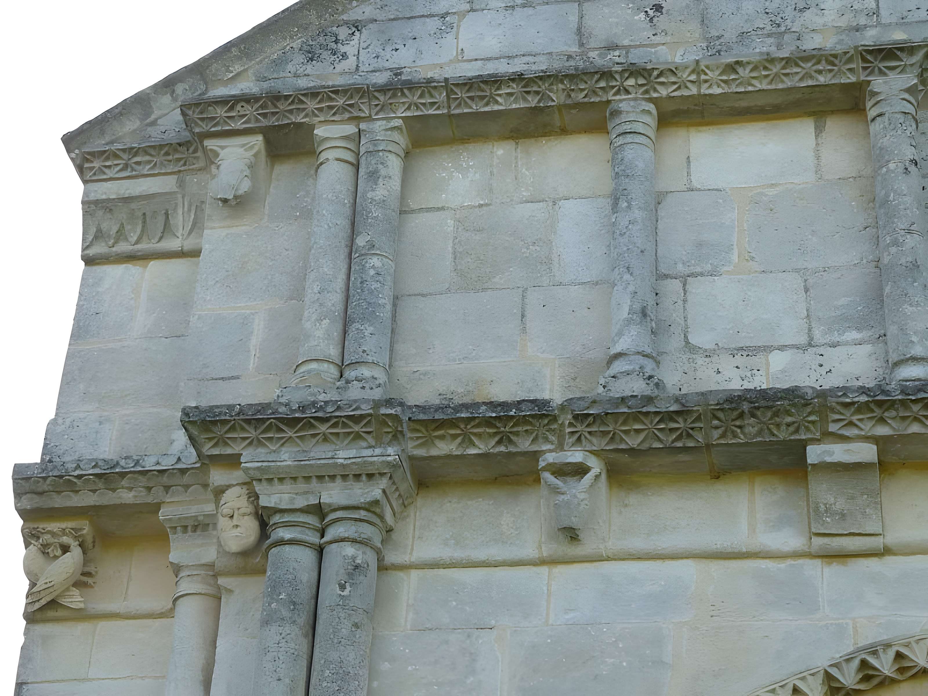 Église Saint-Saturnin de Coulonges