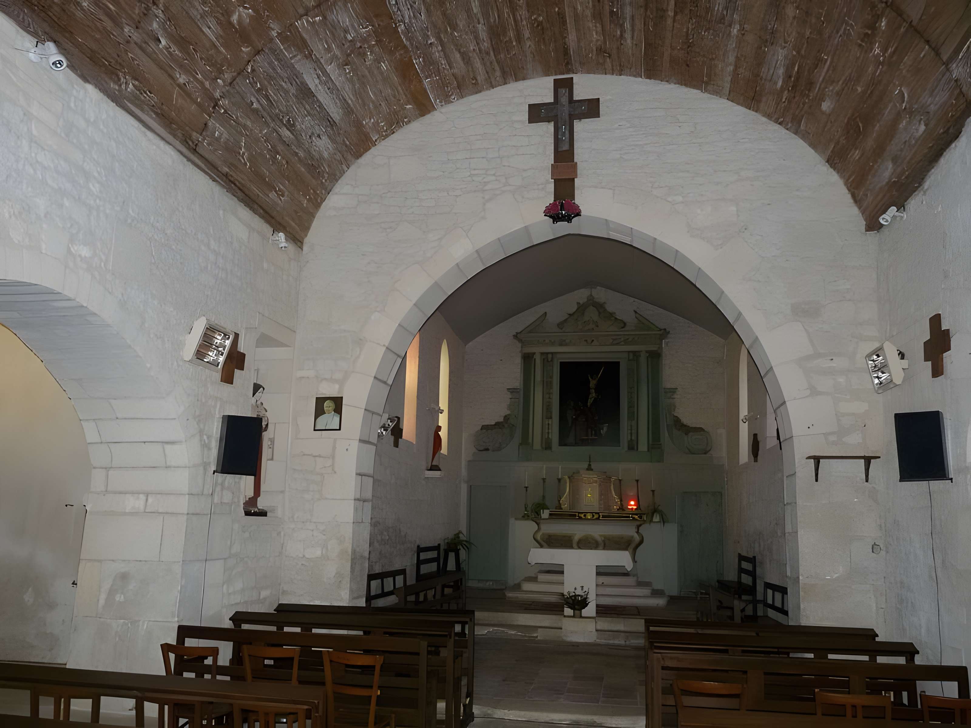 Église Saint-Saturnin de Coulonges