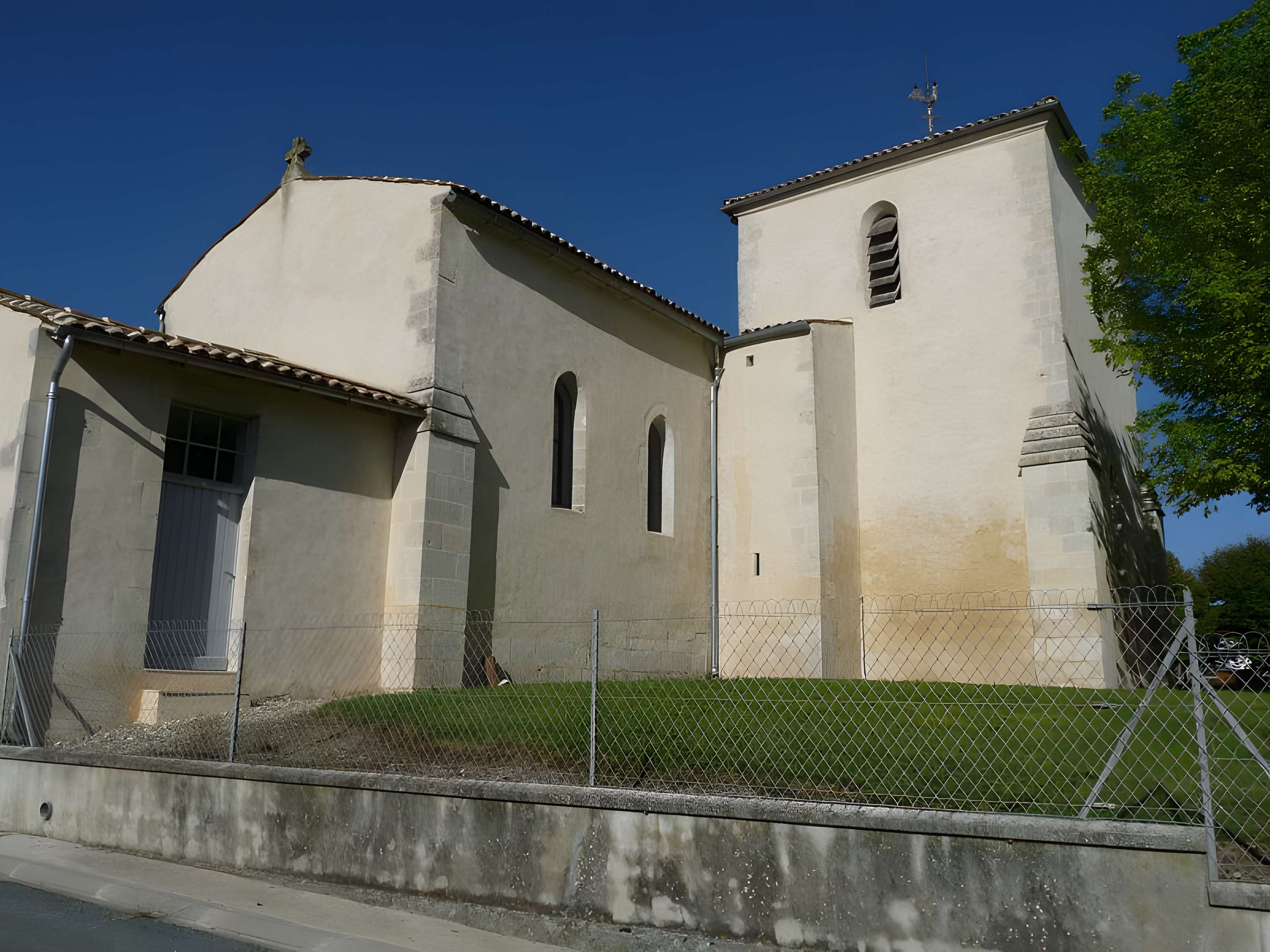 Église Saint-Saturnin de Coulonges