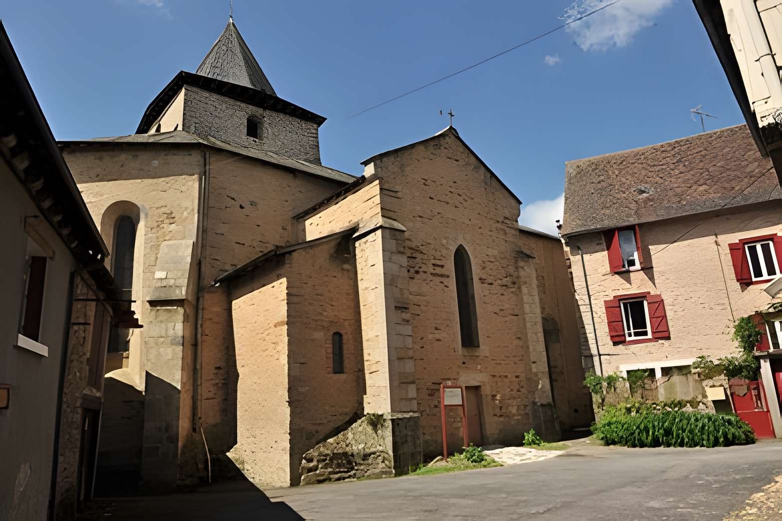 Église Saint-Saturnin de Coussac-Bonneval 