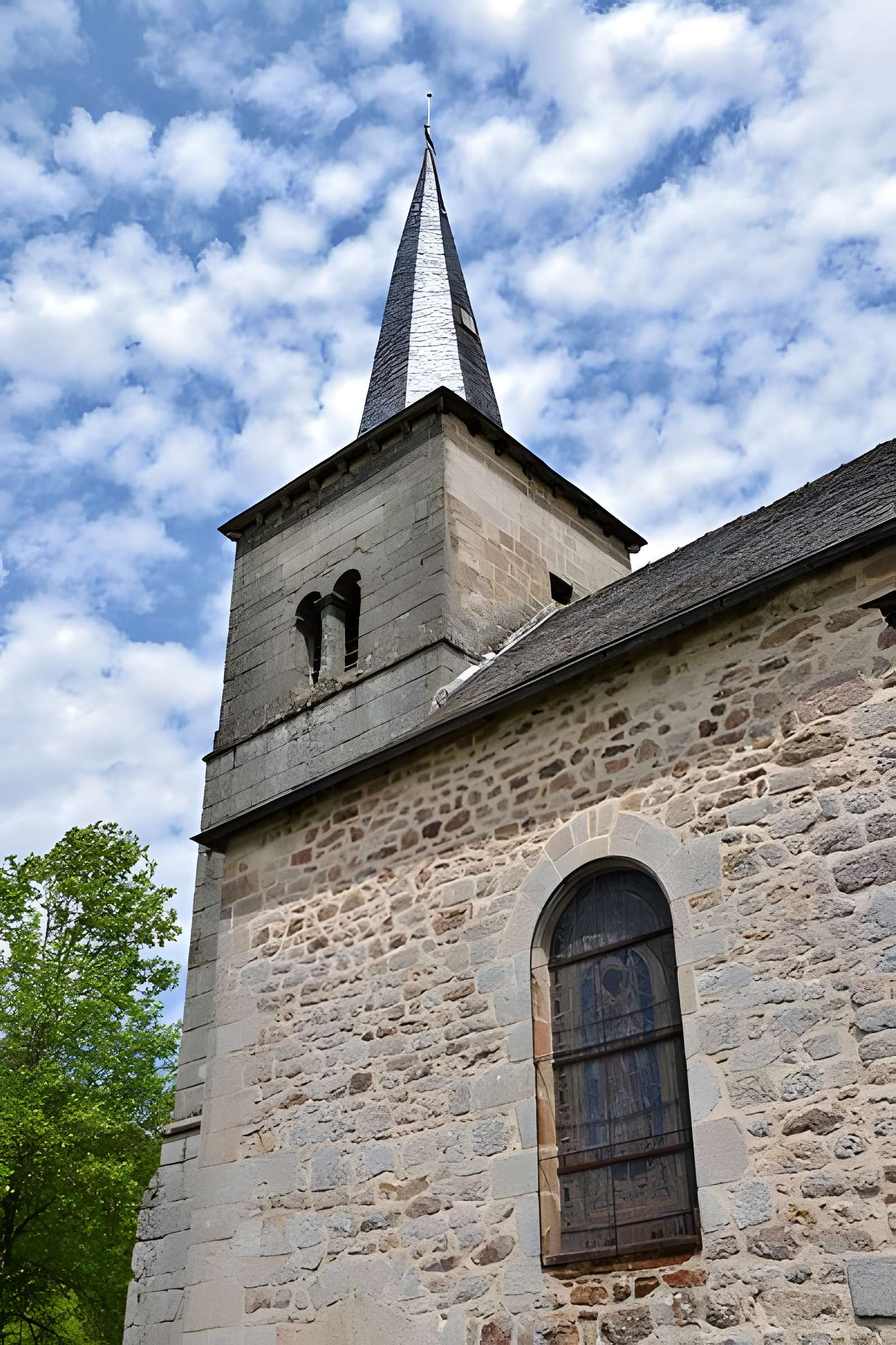 Église Saint-Saturnin de Davignac