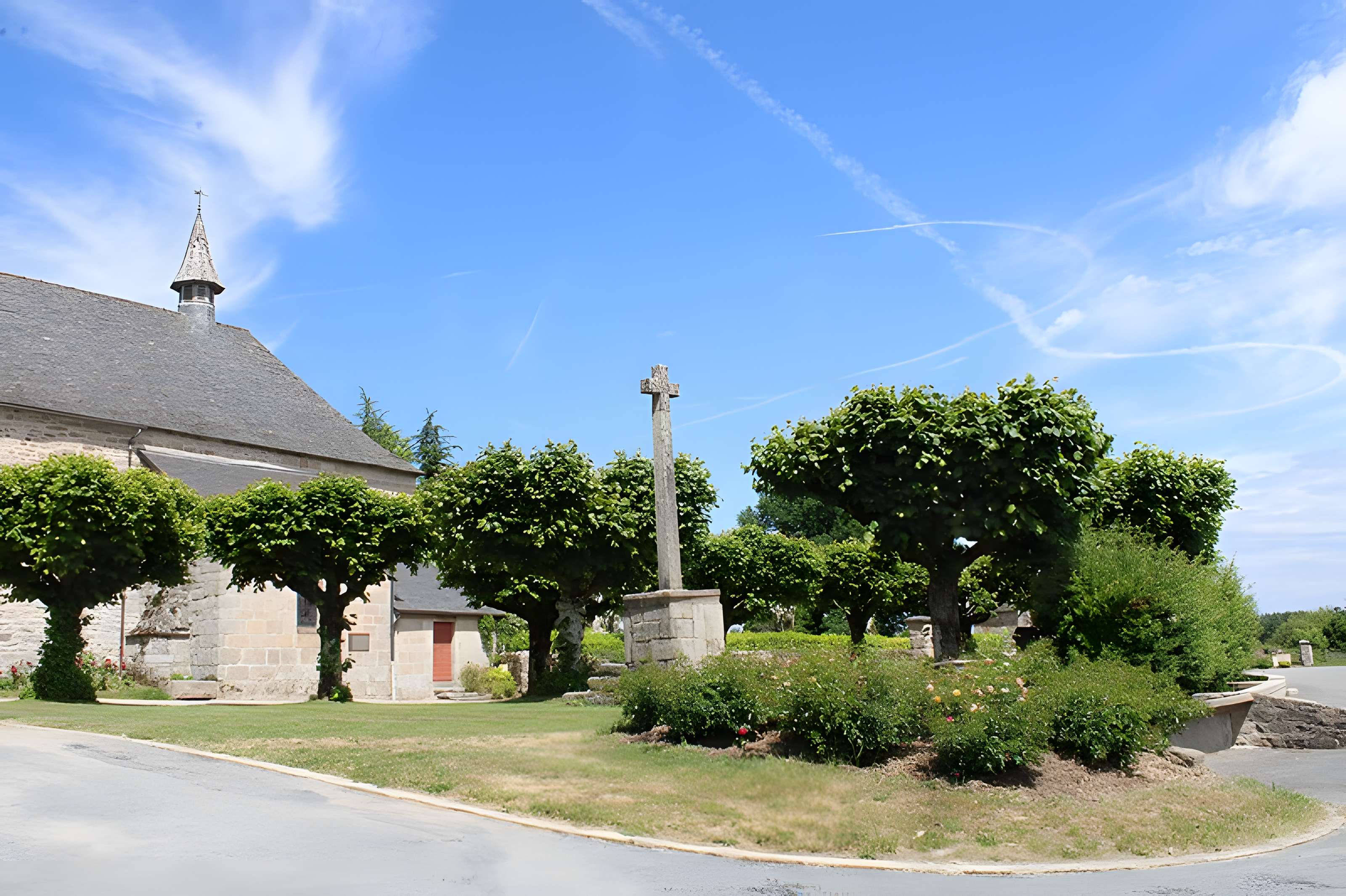Église Saint-Saturnin de Davignac